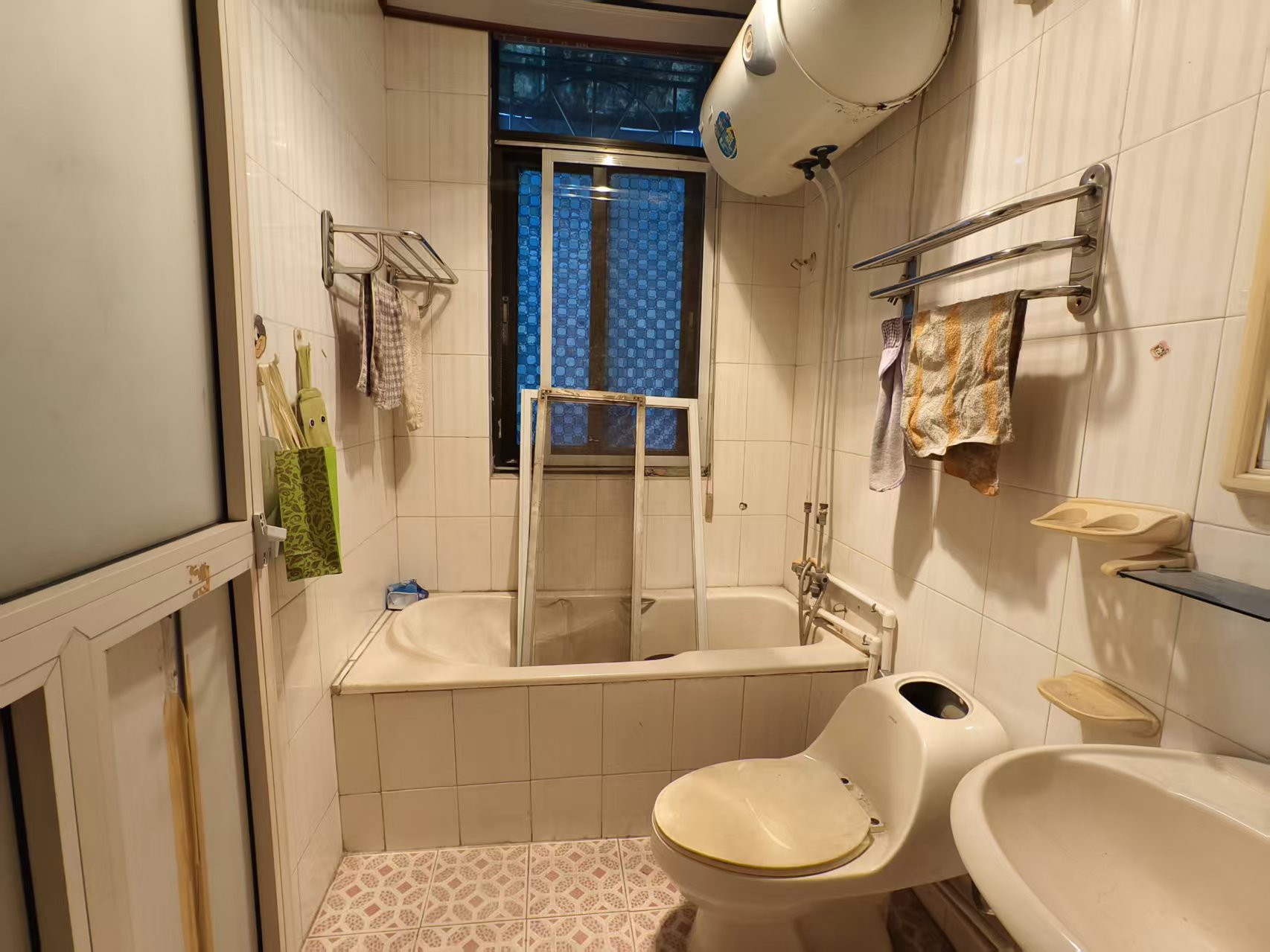 赫山公路局单位房  3室2厅2卫    35.8万户型图