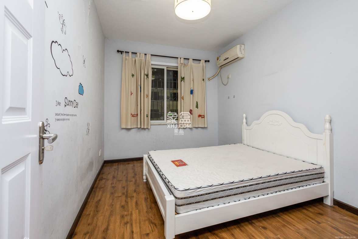 榔梨综合市场 3室2厅2卫 2000.0元/月 榔梨综合市场 3室2厅2卫 2000.0元/月室内图