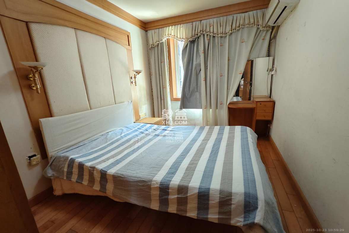 砂子塘社区  2室1厅1卫    1600.0元/月 砂子塘社区  2室1厅1卫    1600.0元/月室内图1