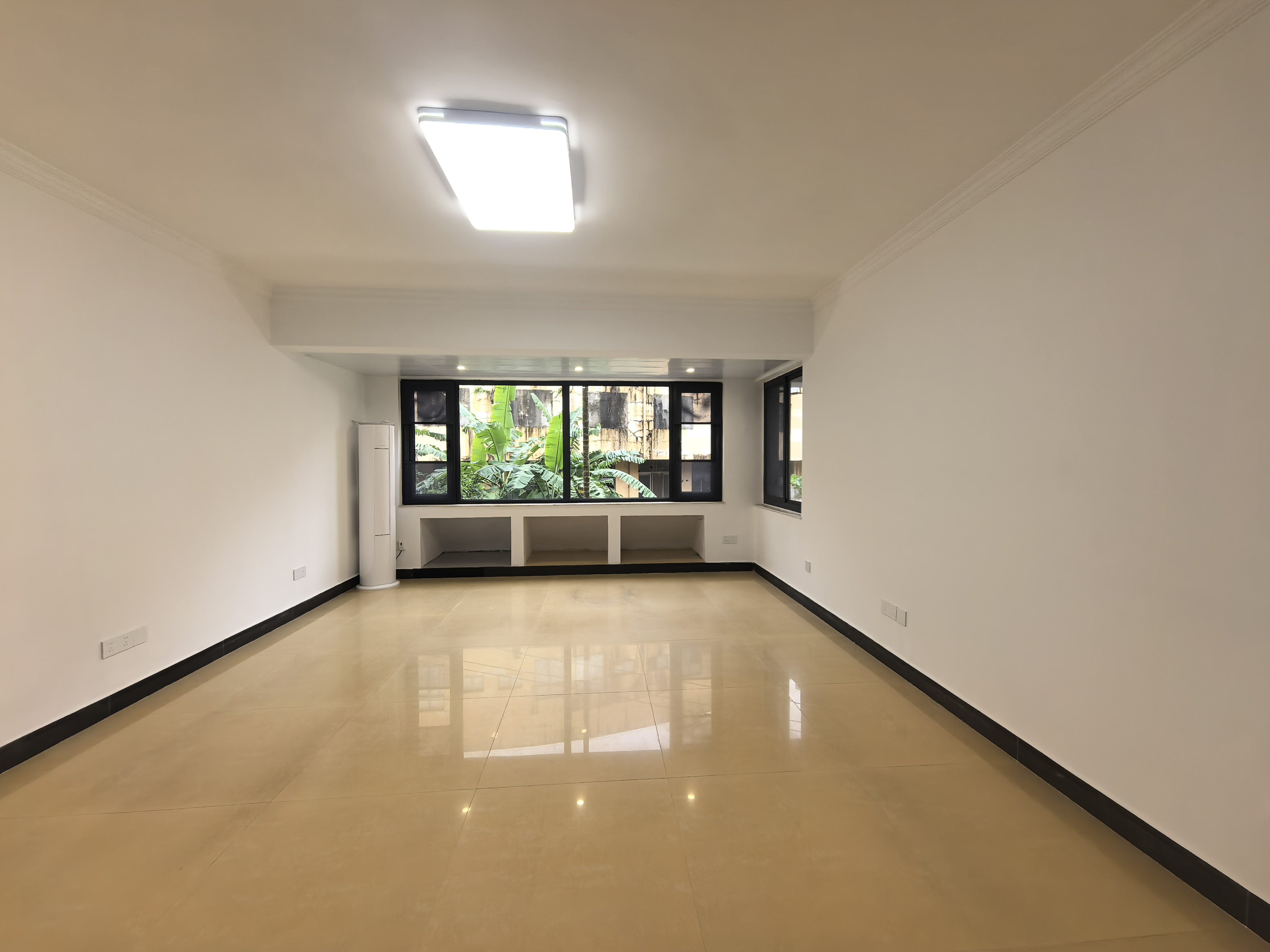 金霖花园 9室3厅4卫 18000.0元/月 金霖花园 9室3厅4卫 18000.0元/月室内图