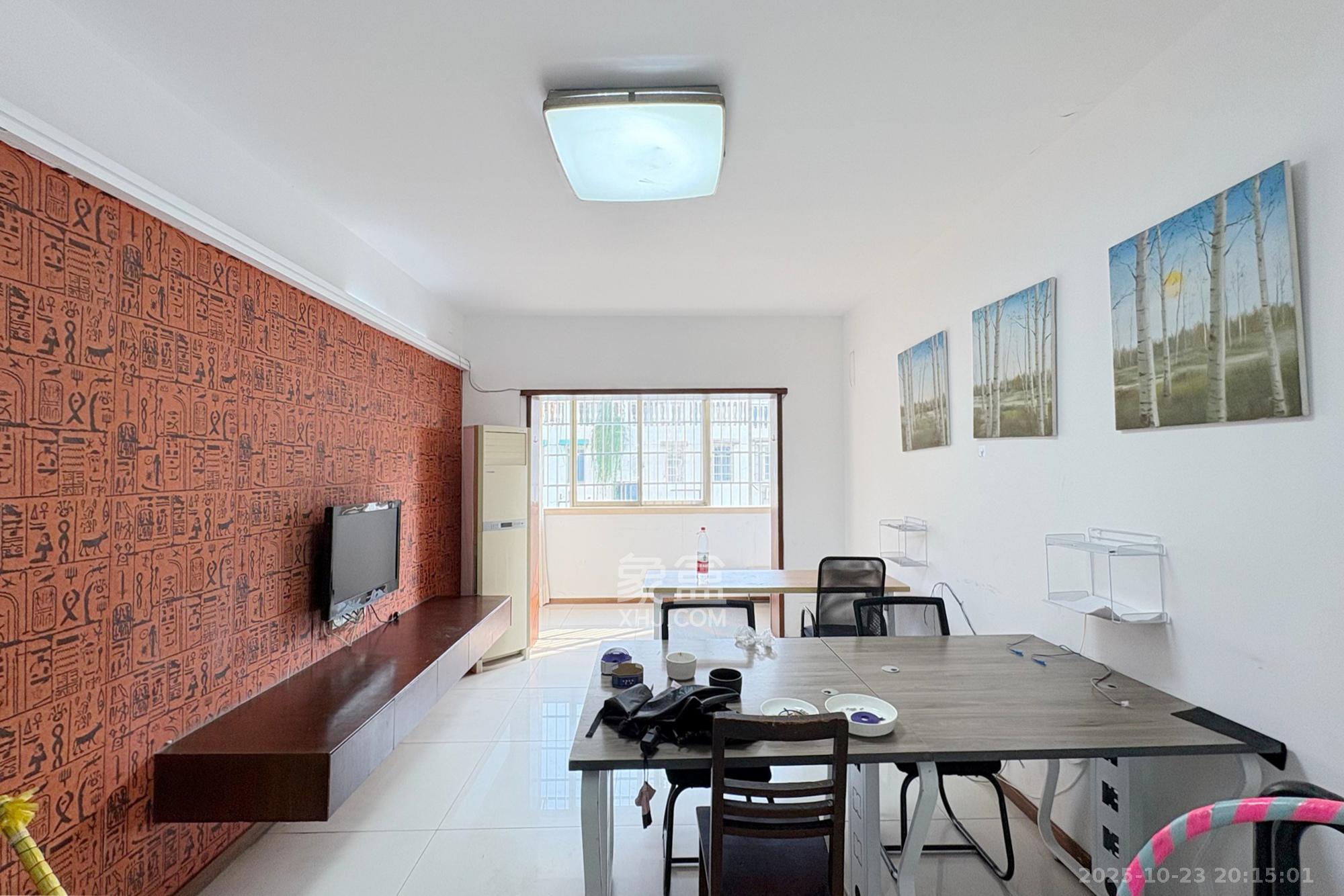 东南明苑  1室0厅0卫    88.0万