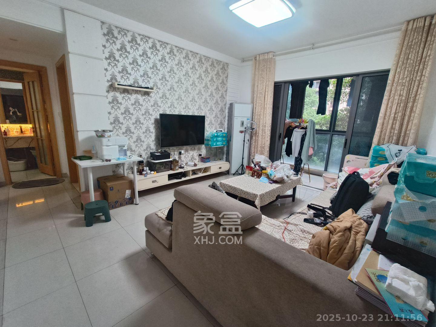 珠江花城四期花盛  3室2厅1卫    2400.0元/月 珠江花城四期花盛  3室2厅1卫    2400.0元/月室内图