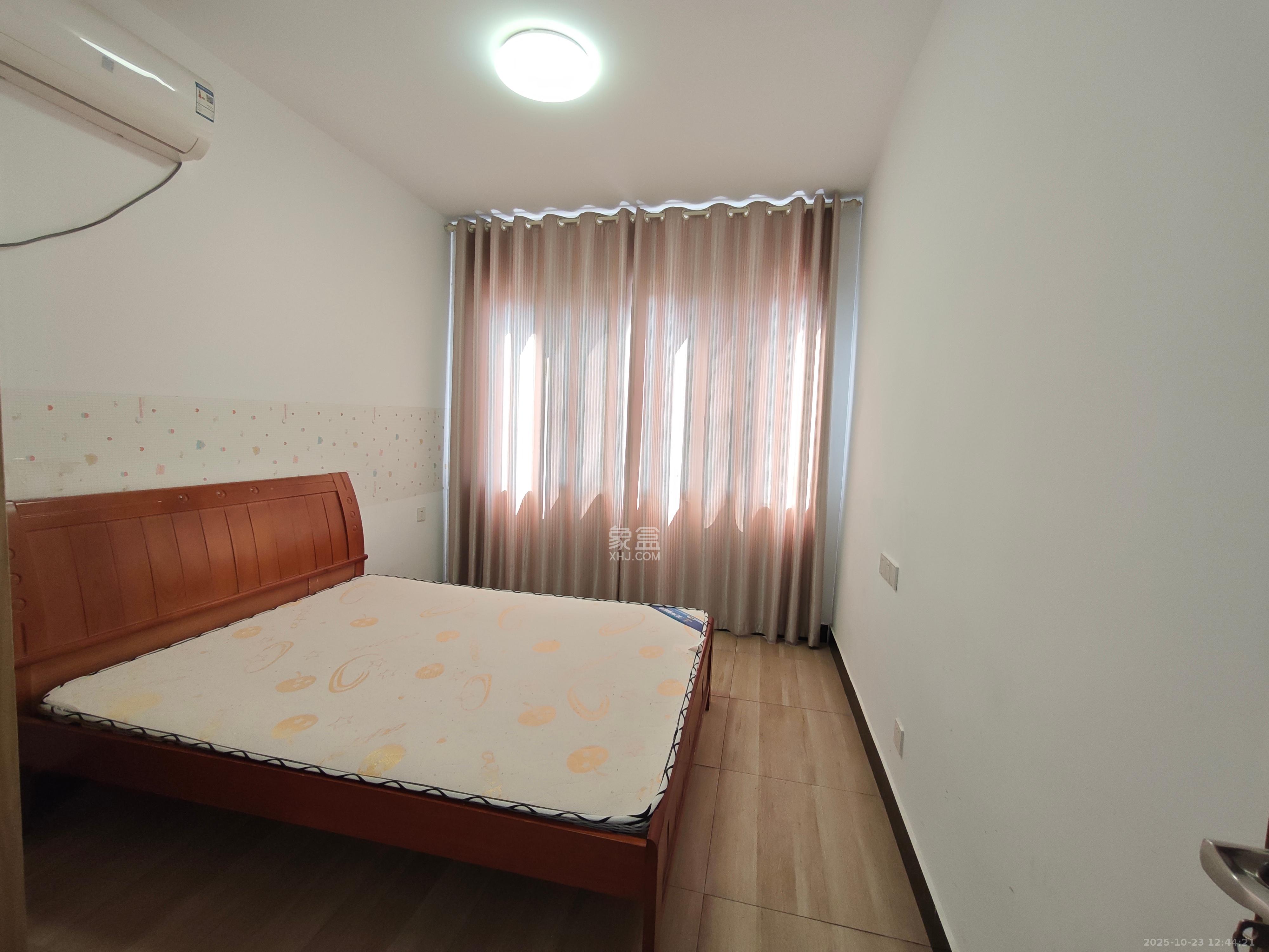 江山帝景哈佛  2室2厅1卫    1700.0元/月室内图