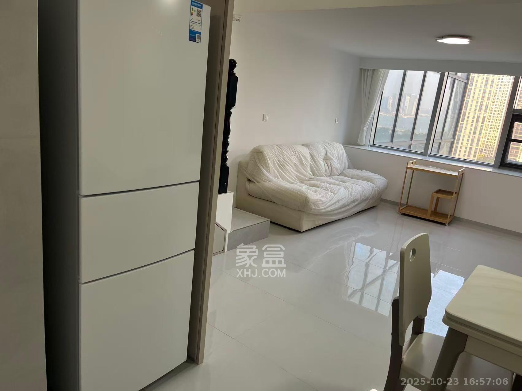 奥克斯滨仕花园(奥克斯洋湖广场/奥克斯中心) 2室2厅1卫 3000.0元/月 奥克斯滨仕花园(奥克斯洋湖广场/奥克斯中心) 2室2厅1卫 3000.0元/月室内图