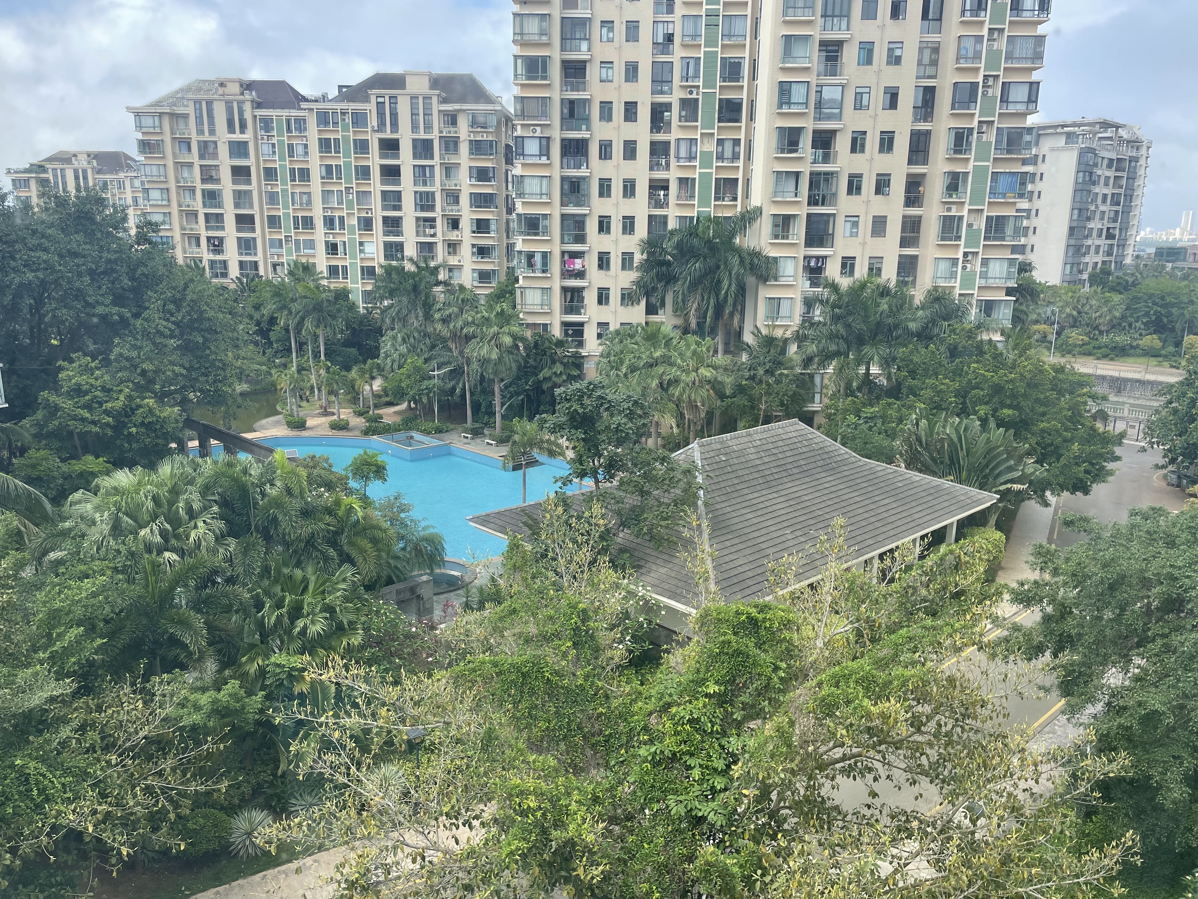 金外滩 2室1厅1卫 120.0万 金外滩 2室1厅1卫 120.0万客厅