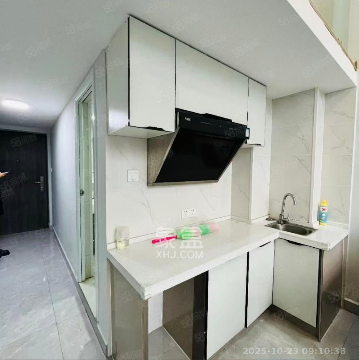 龙湖湘江星座（祺鑫星座公寓）  1室1厅1卫    1500.0元/月室内图