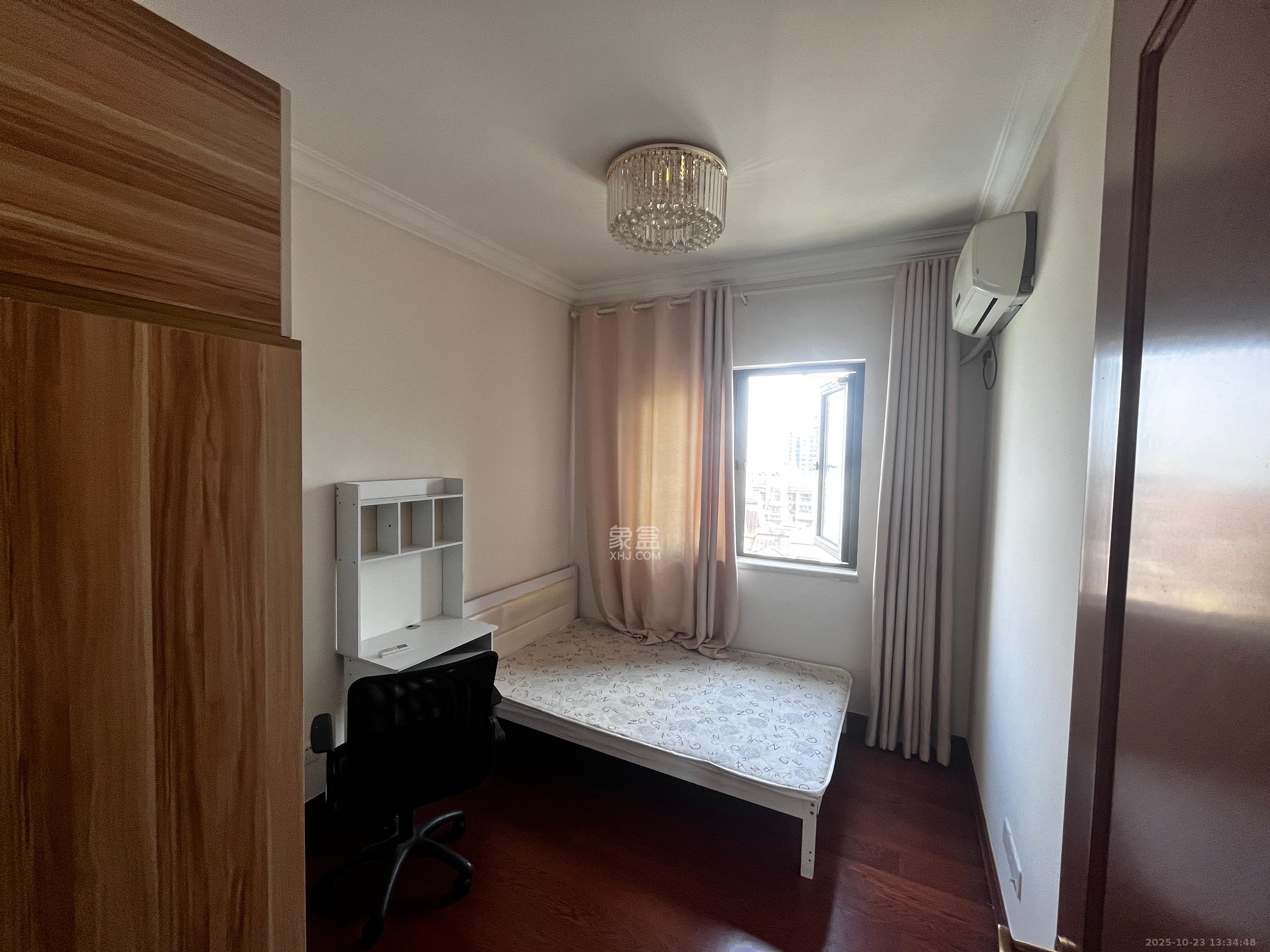 恒大国际广场  1室0厅0卫    2800.0元/月 恒大国际广场  1室0厅0卫    2800.0元/月室内图