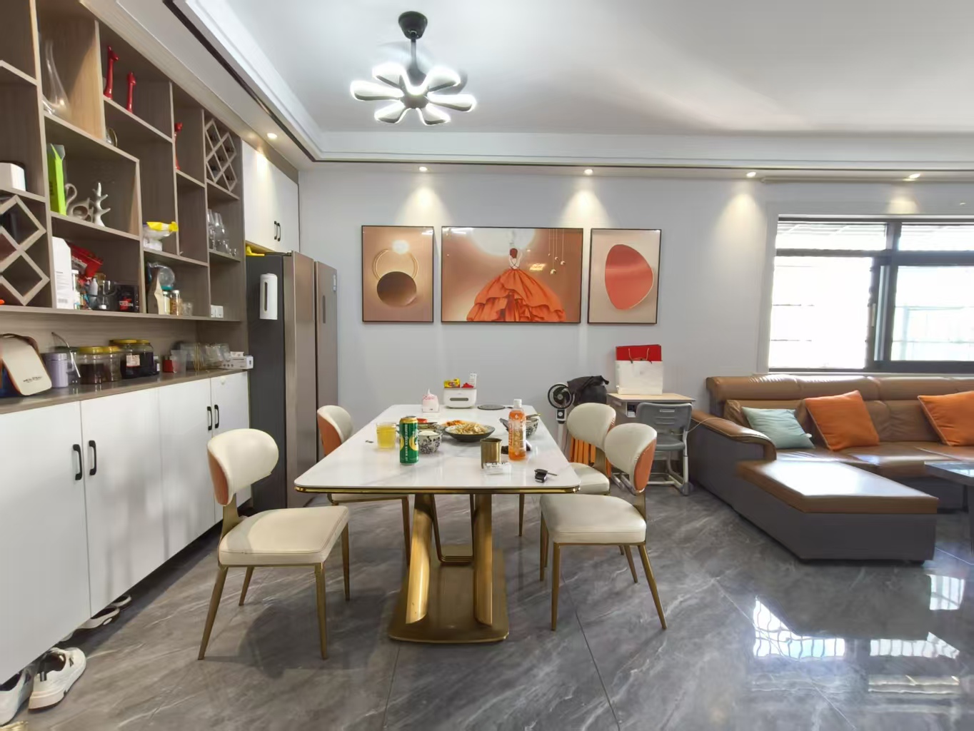 金银广场  2室2厅1卫    115.0万