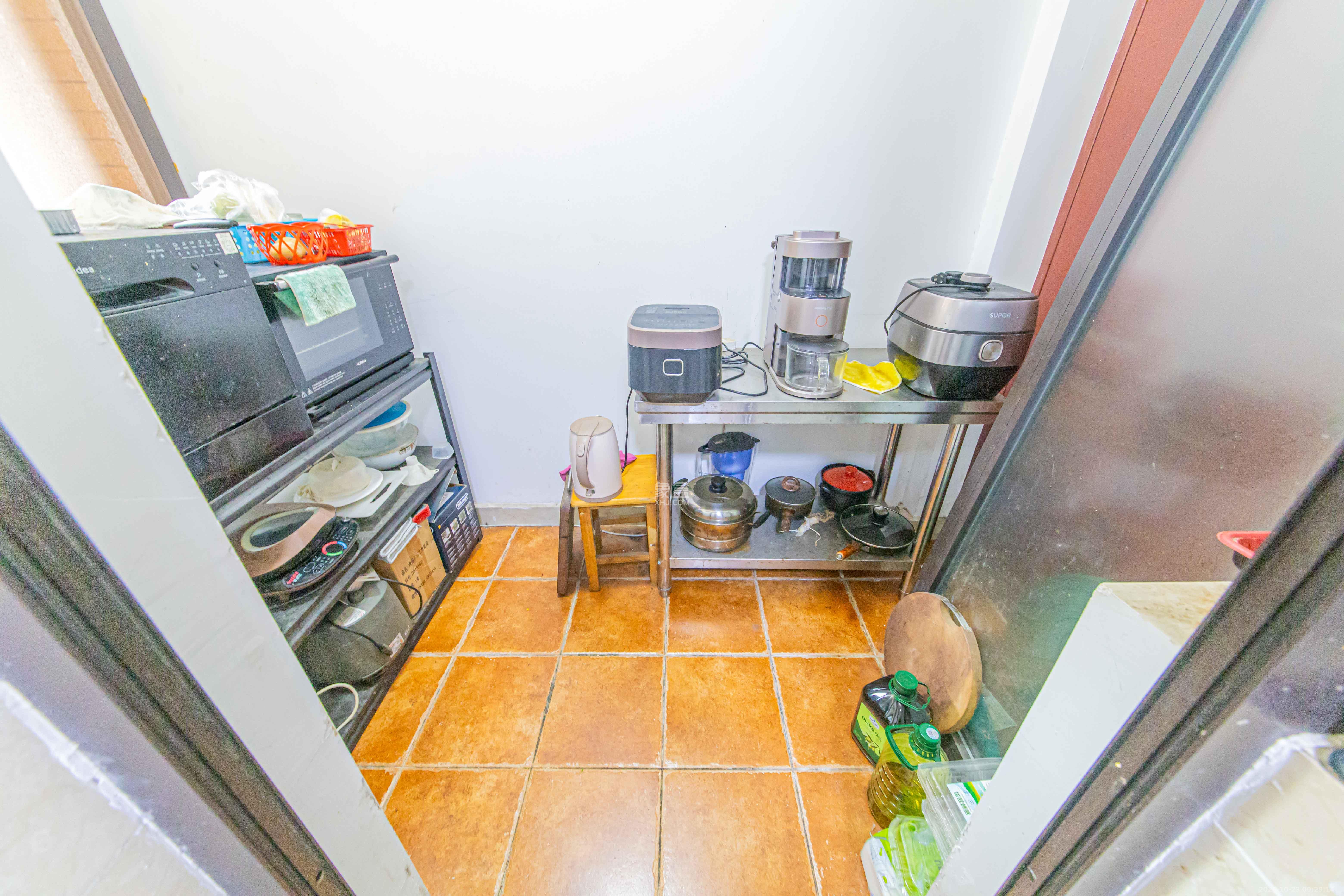 中信凯旋蓝岸（中信新城三期）  3室2厅1卫    48.0万厨房