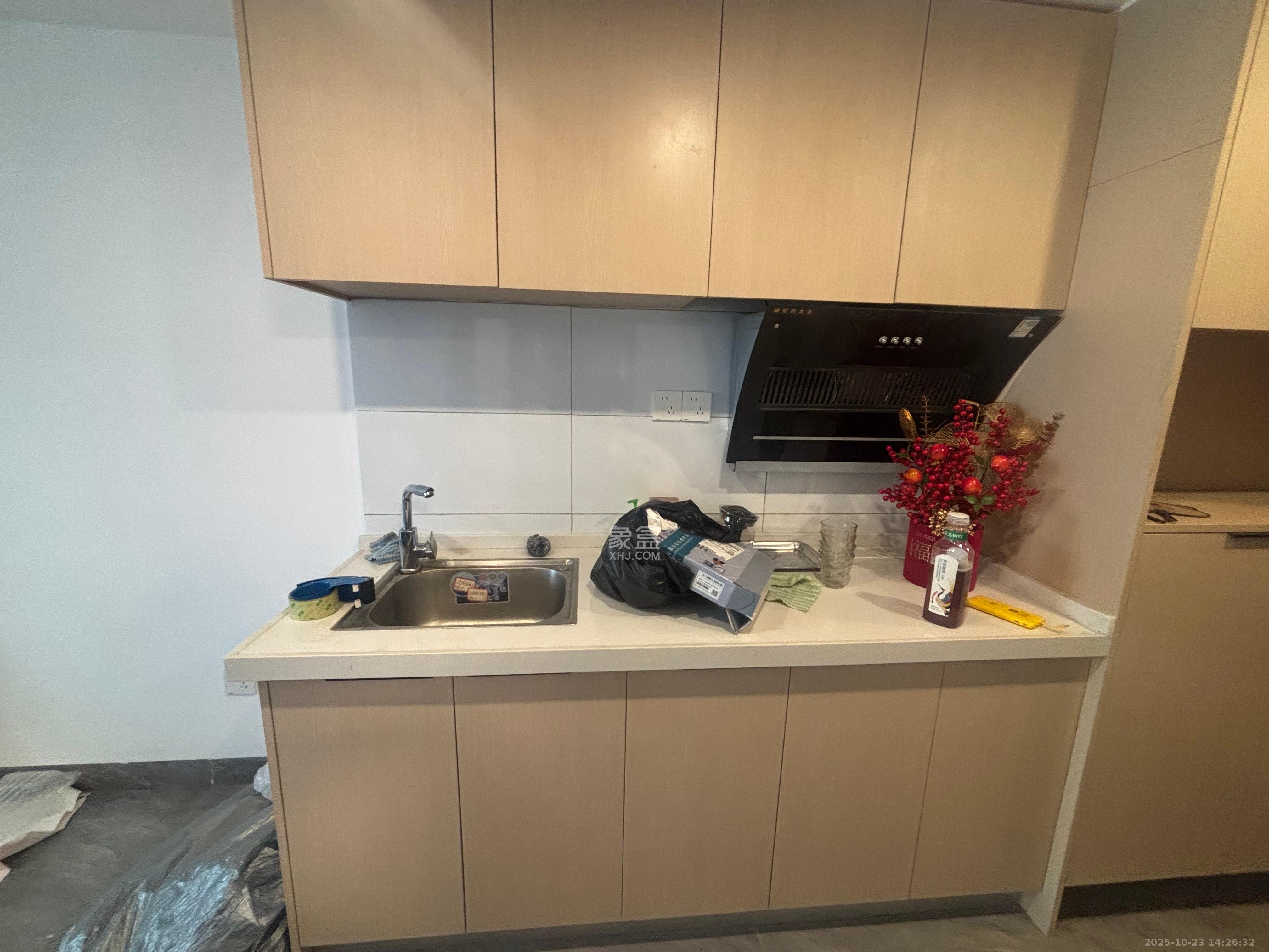 正荣梅溪紫阙台  2室2厅1卫    1808.0元/月 正荣梅溪紫阙台  2室2厅1卫    1808.0元/月室内图1