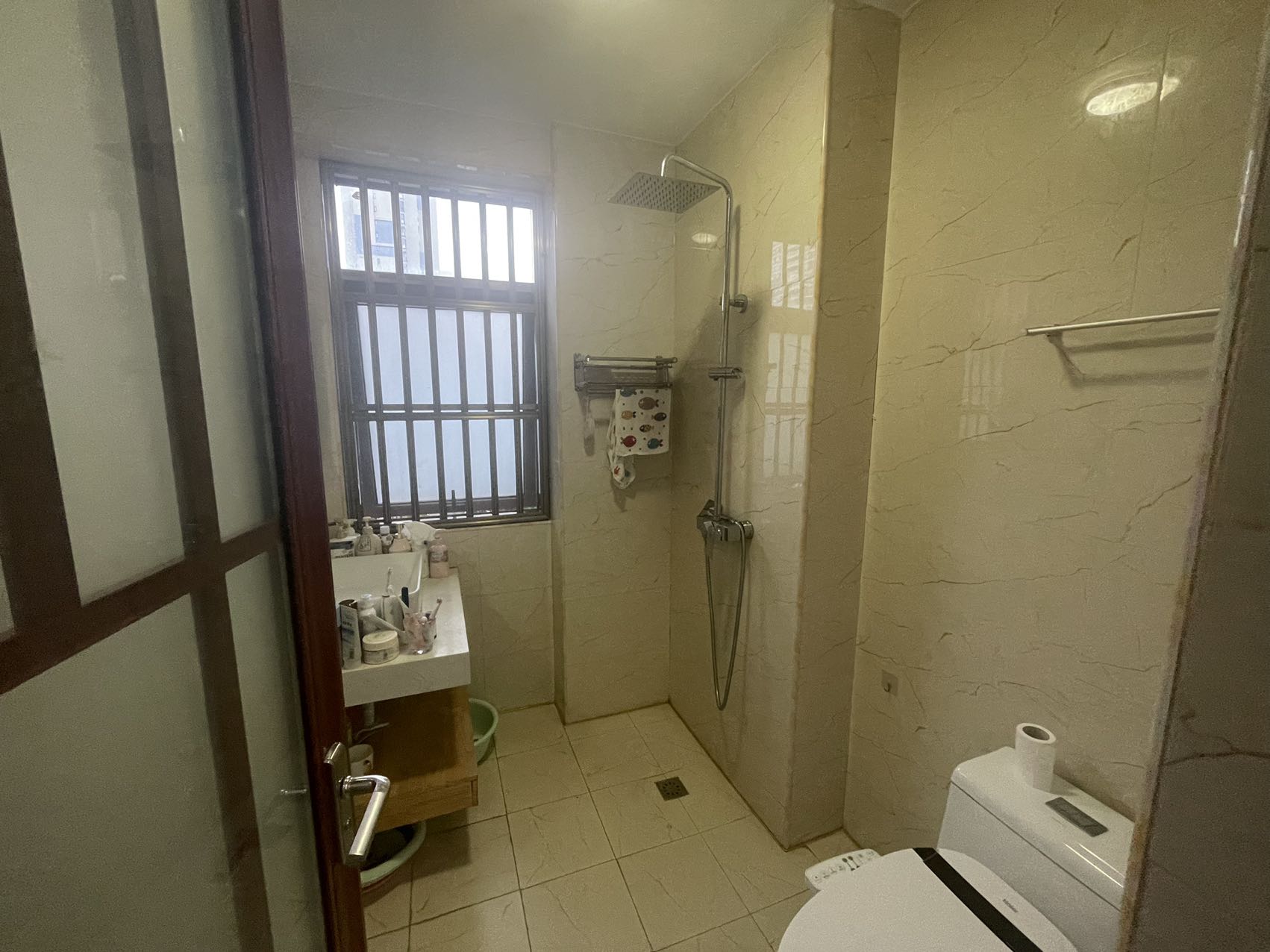 君悦府 3室2厅2卫 3500.0元/月 君悦府 3室2厅2卫 3500.0元/月室内图