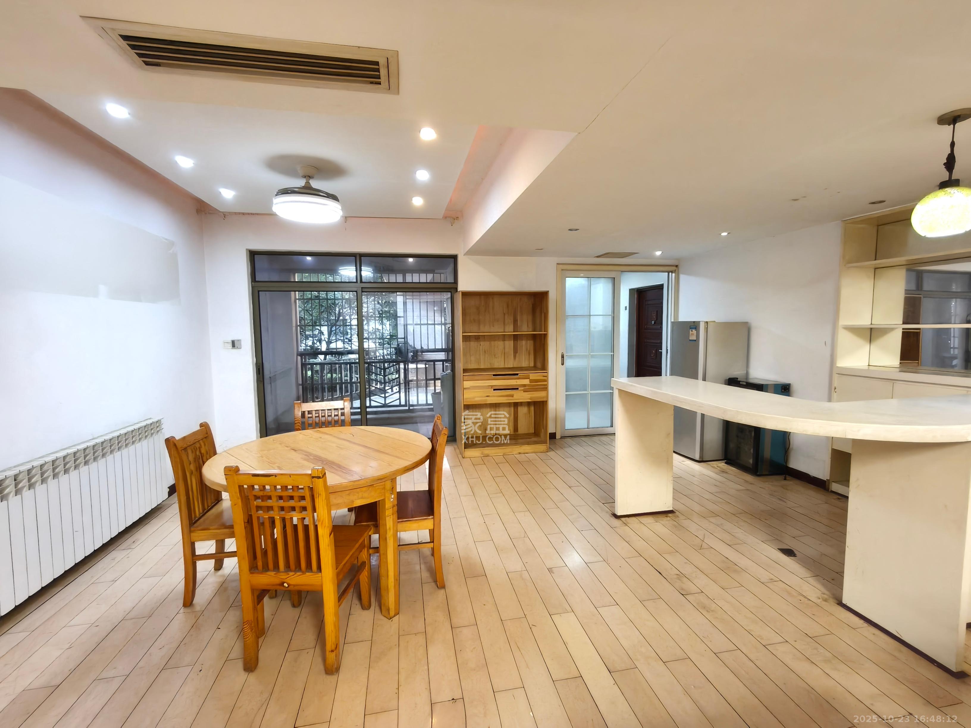 奥林匹克花园  4室2厅2卫    3080.0元/月 奥林匹克花园  4室2厅2卫    3080.0元/月室内图