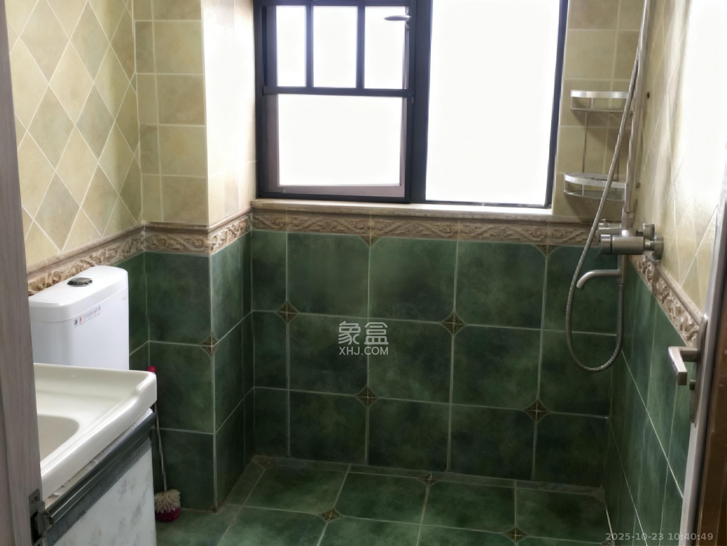 湘域熙岸  3室1厅1卫    2600.0元/月室内图