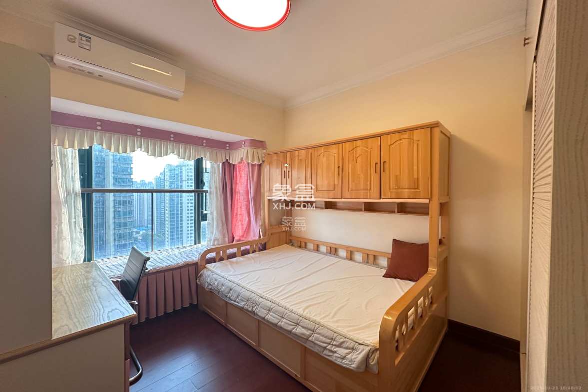 恒大雅苑 3室2厅2卫 3000.0元/月 恒大雅苑 3室2厅2卫 3000.0元/月室内图