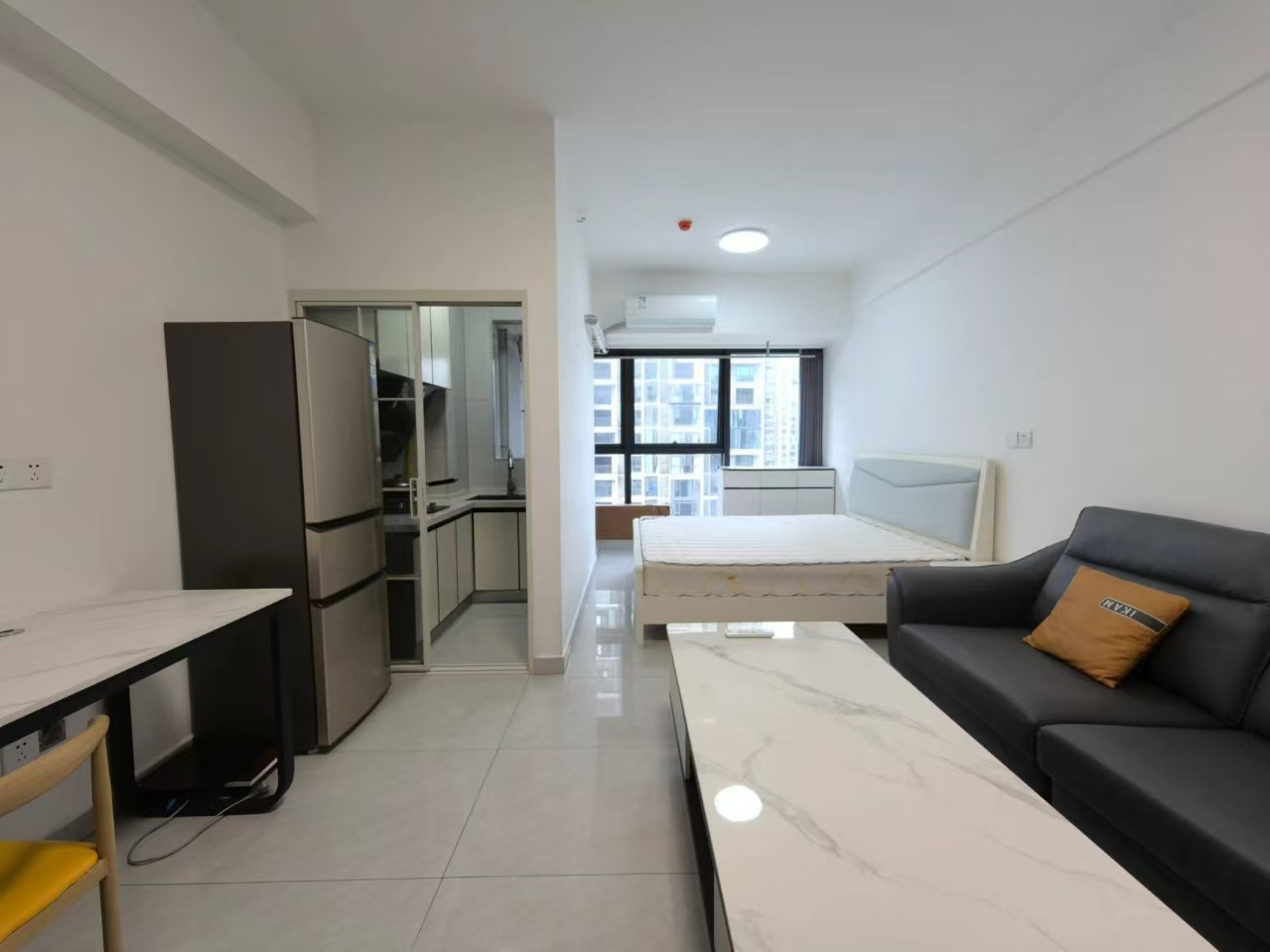 宝基广场  1室1厅1卫    1500.0元/月 宝基广场  1室1厅1卫    1500.0元/月