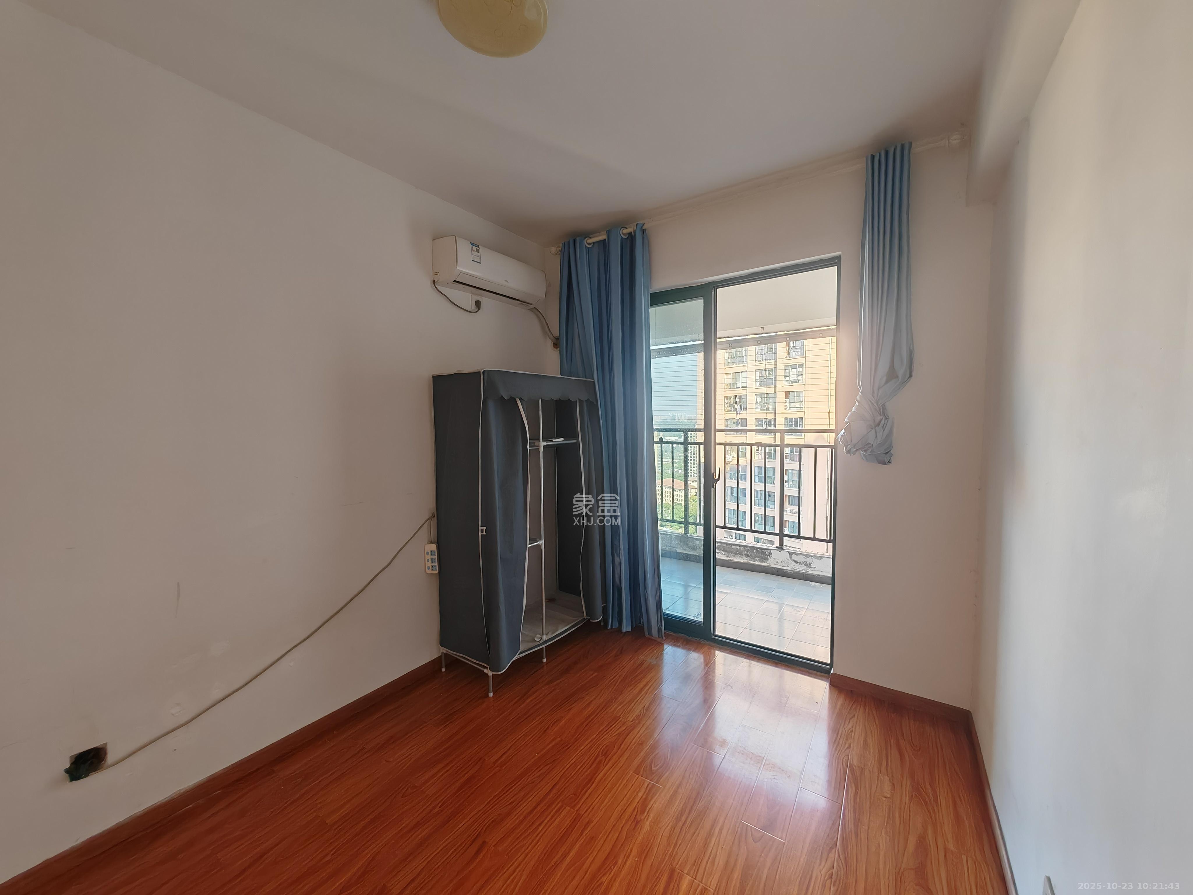 博长山水香颐  1室2厅2卫    2400.0元/月 博长山水香颐  1室2厅2卫    2400.0元/月室内图