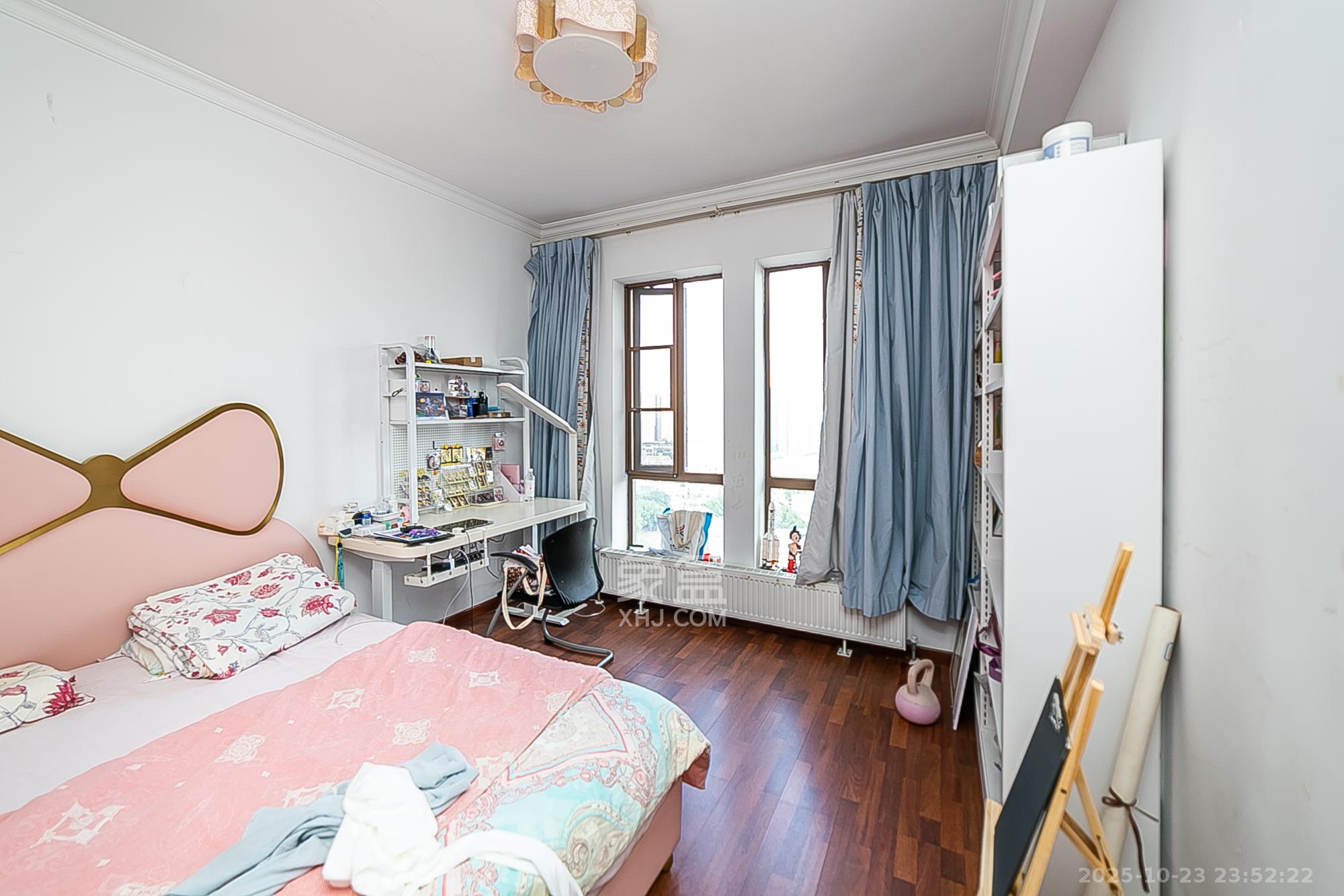 第六都（陆都小区）  4室2厅2卫    320.0万卧室