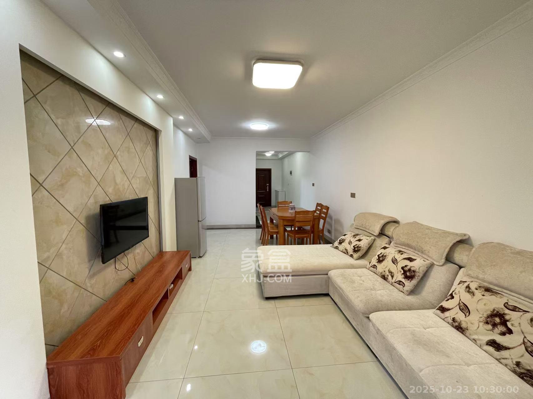 润屋美院  3室2厅1卫    2300.0元/月 润屋美院  3室2厅1卫    2300.0元/月室内图