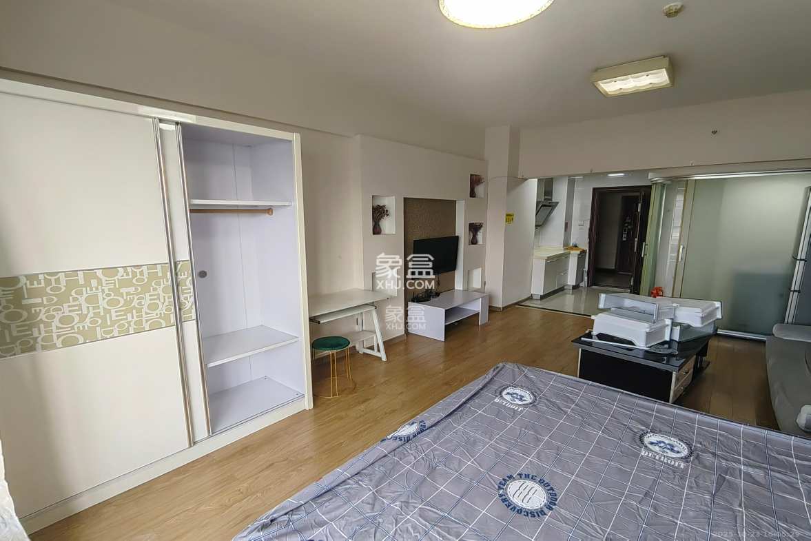 世纪桃花苑  1室0厅1卫    1100.0元/月 世纪桃花苑  1室0厅1卫    1100.0元/月室内图1