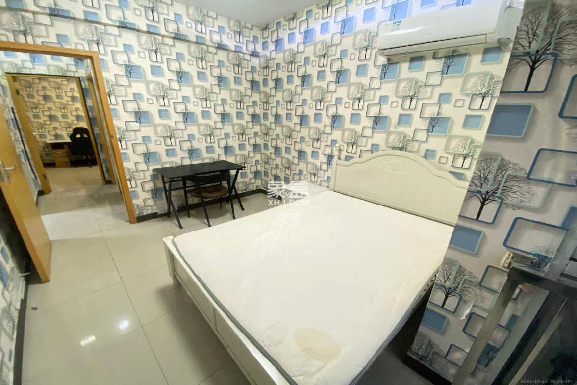 中远公馆 2室2厅1卫 2000.0元/月 中远公馆 2室2厅1卫 2000.0元/月室内图