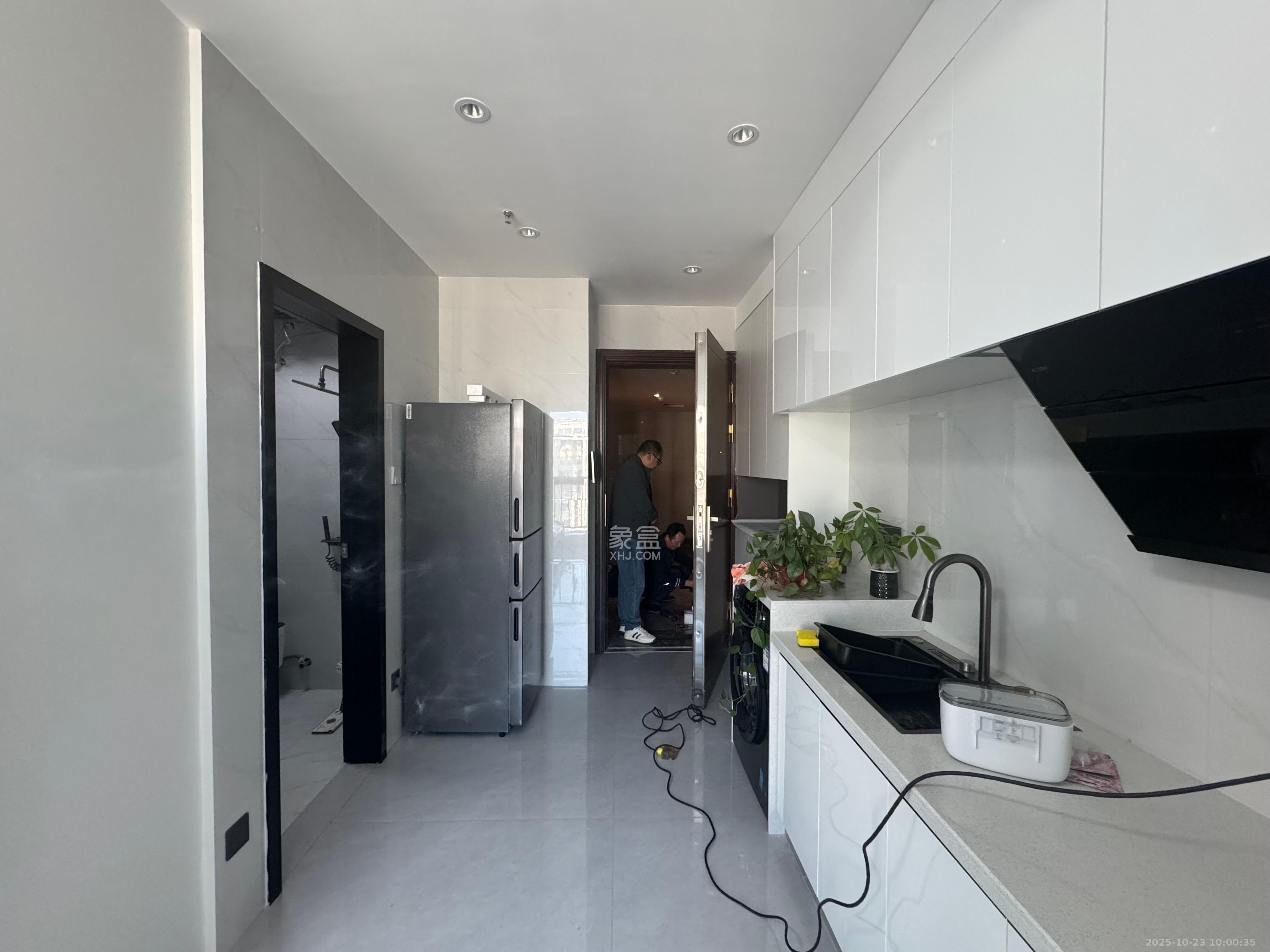 恒大誉府（融誉商业中心）  1室0厅0卫    1300.0元/月室内图