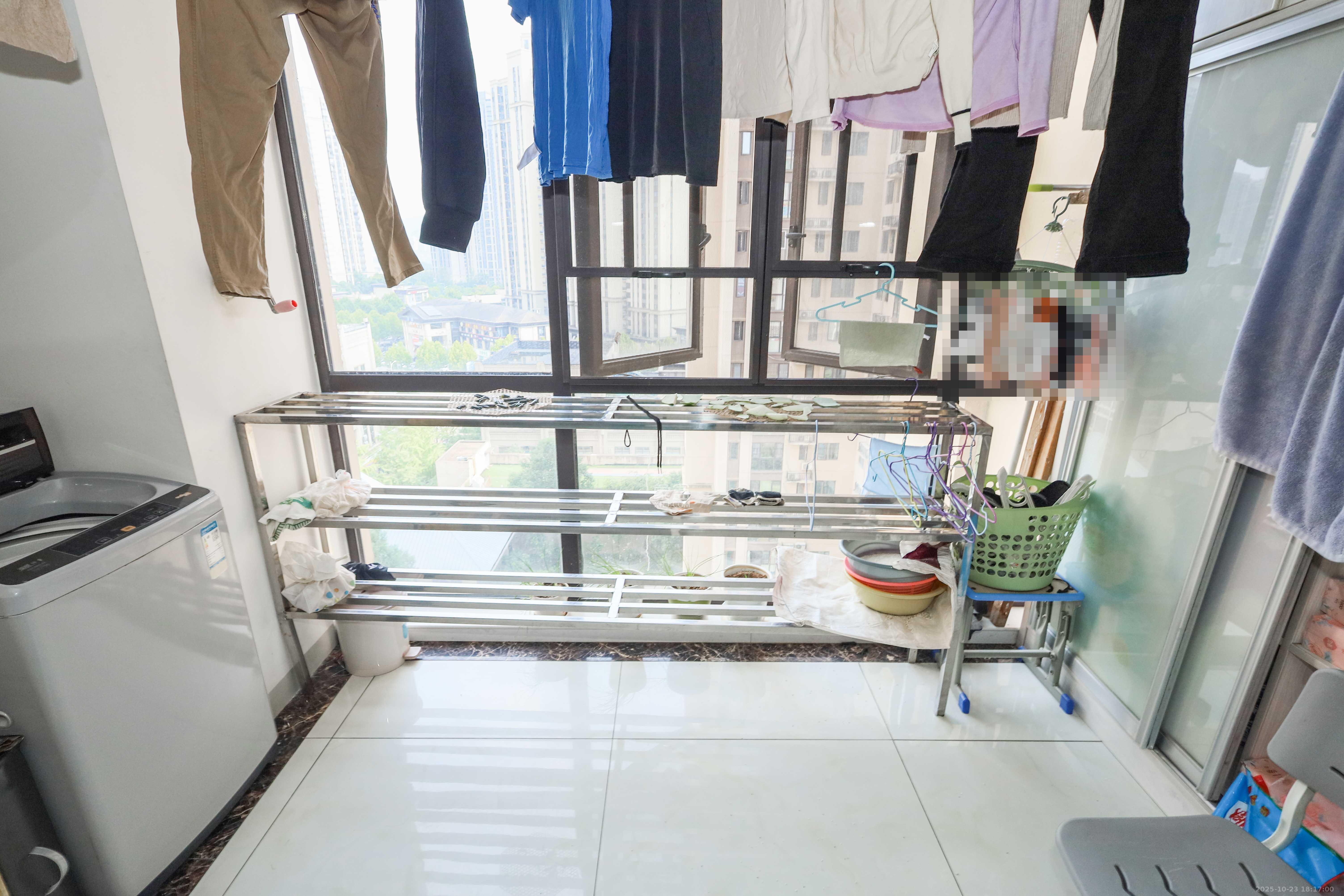 梅溪湖合能璞丽 3室2厅1卫 110.0万 梅溪湖合能璞丽 3室2厅1卫 110.0万阳台