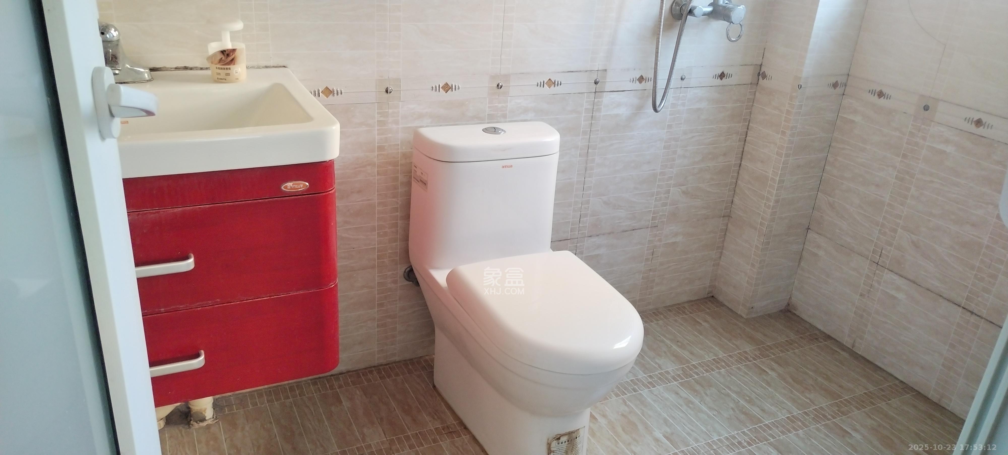 湘水一城(一期)  2室1厅1卫    2300.0元/月室内图