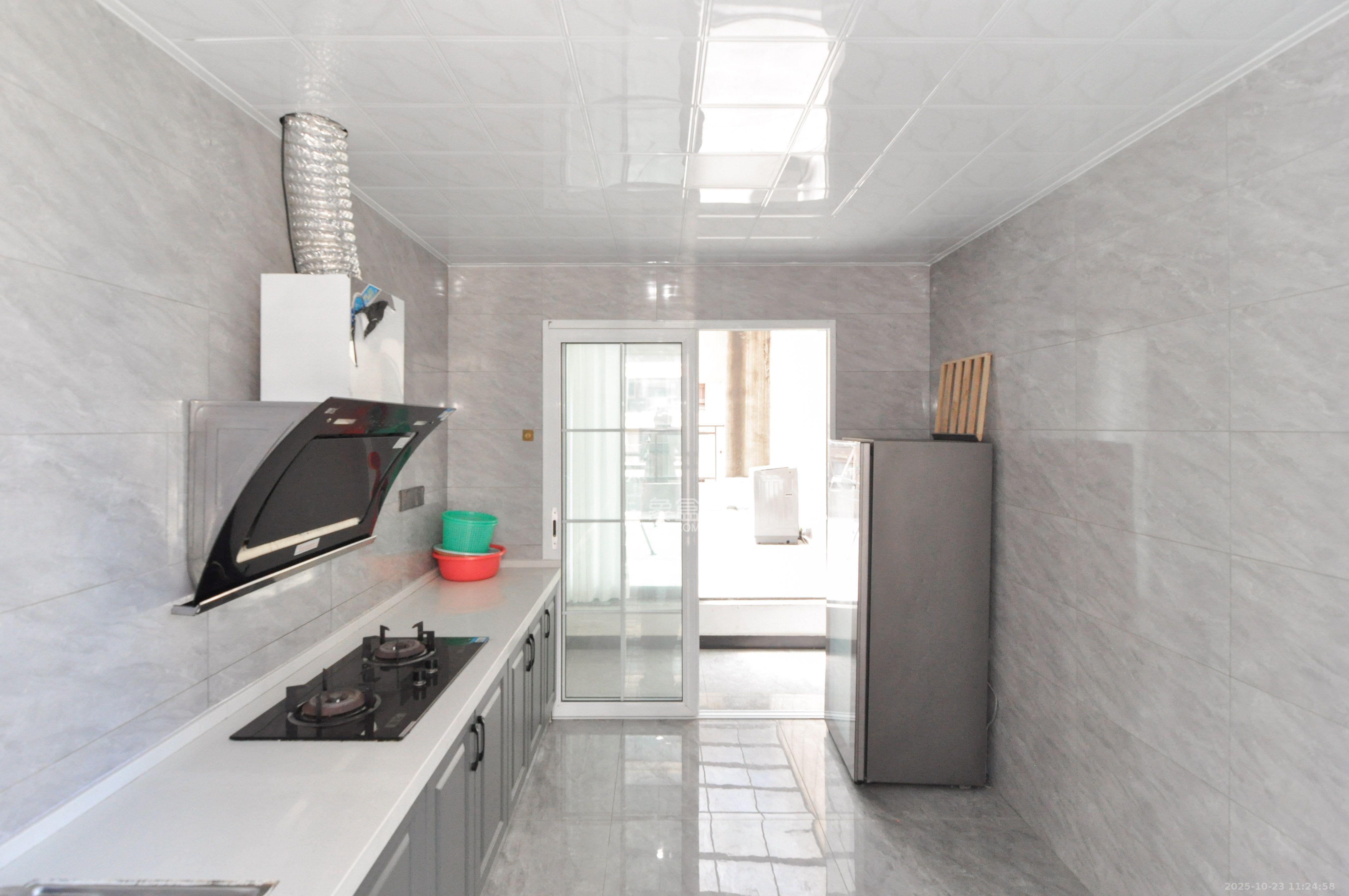 梅溪正荣府  2室1厅1卫    2200.0元/月室内图