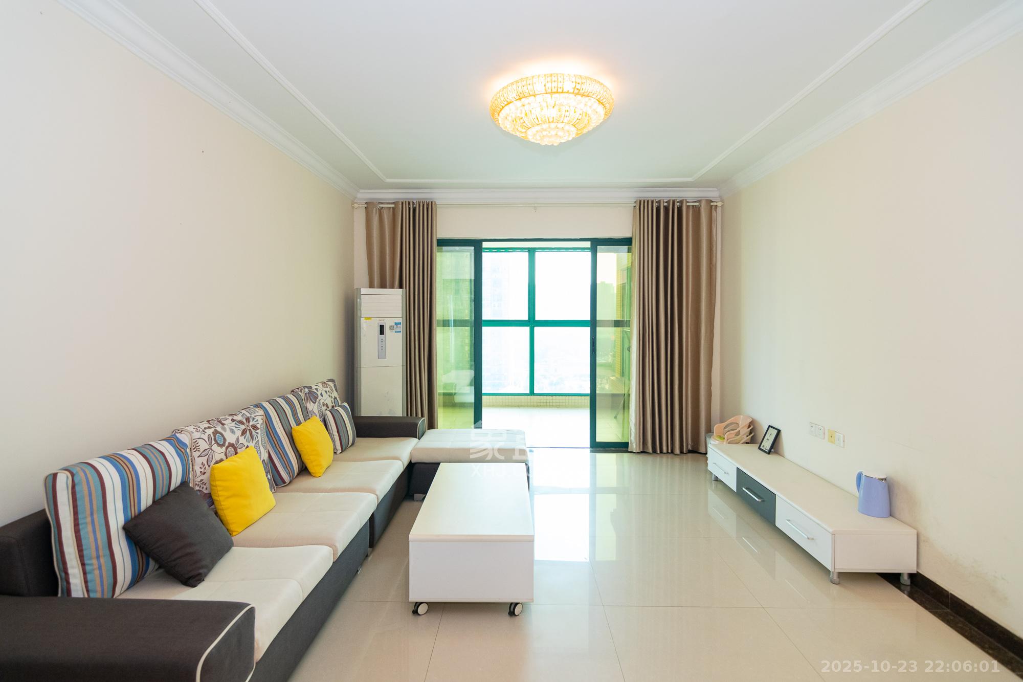 富基世纪公园  3室2厅2卫    83.0万