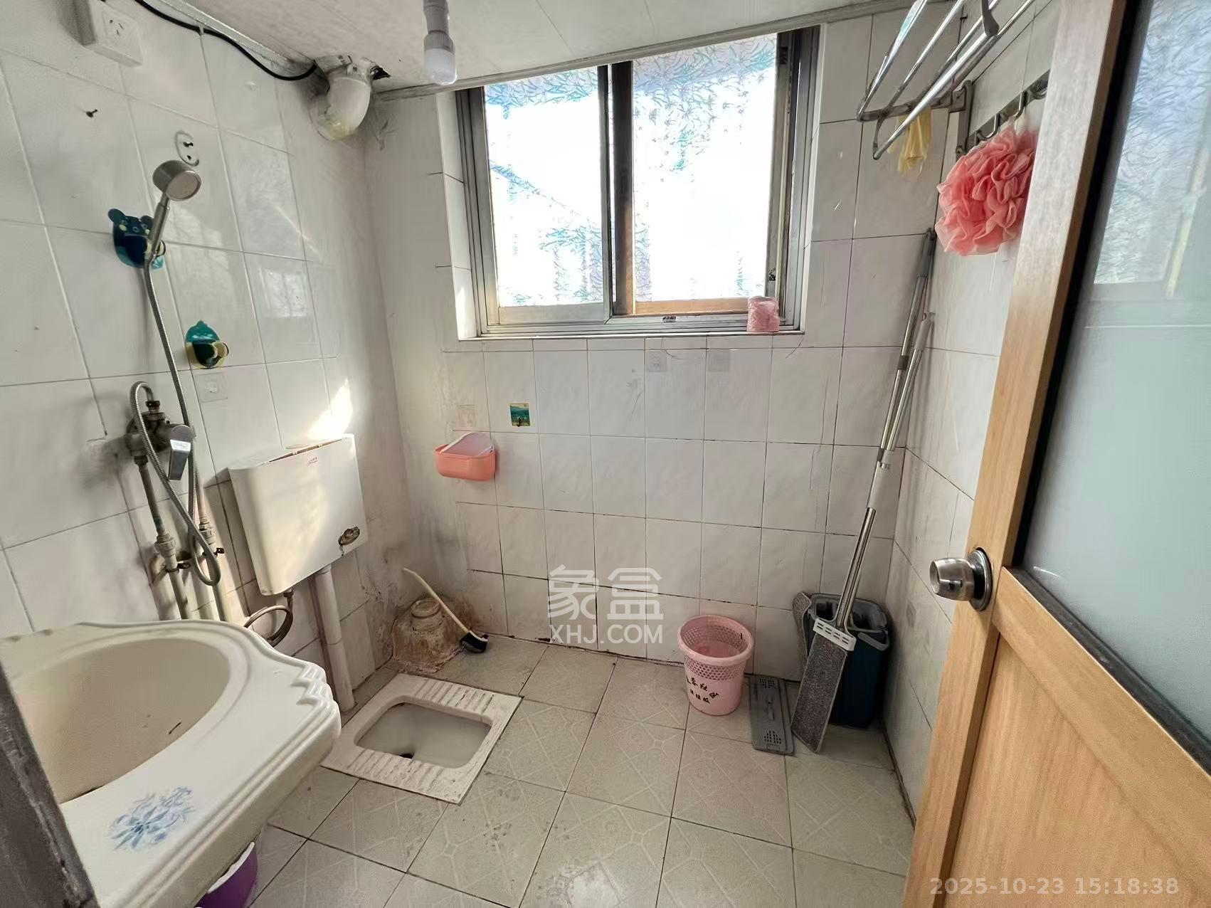 湘运新村 2室2厅1卫 1600.0元/月 湘运新村 2室2厅1卫 1600.0元/月室内图