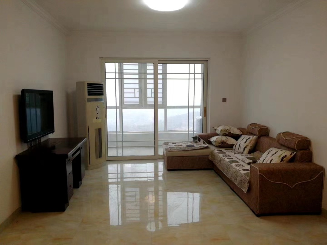 碧桂园梓山府 2室2厅1卫 1700.0元/月 碧桂园梓山府 2室2厅1卫 1700.0元/月室内图