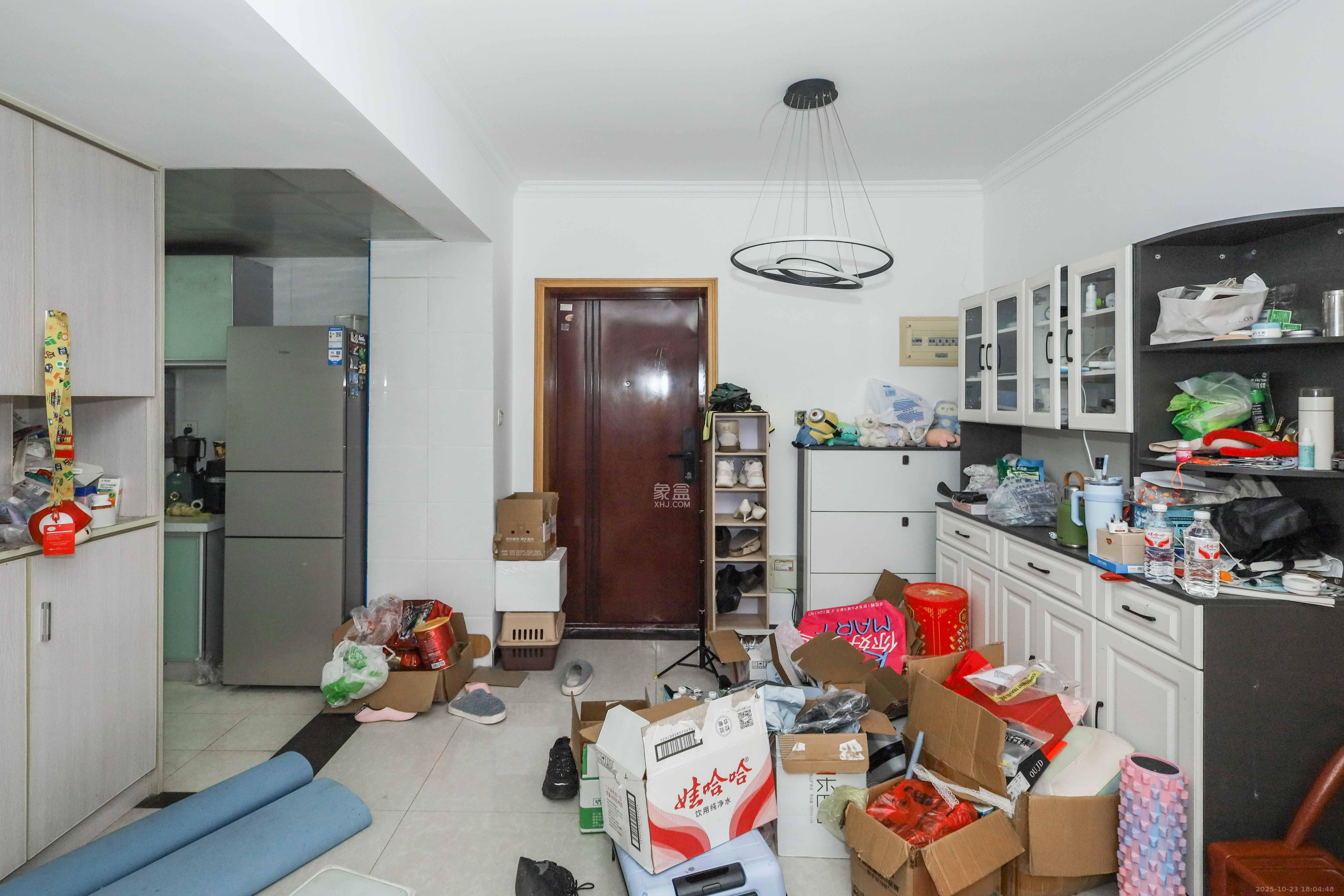 保利麓谷林语C区  1室0厅0卫    68.0万客厅