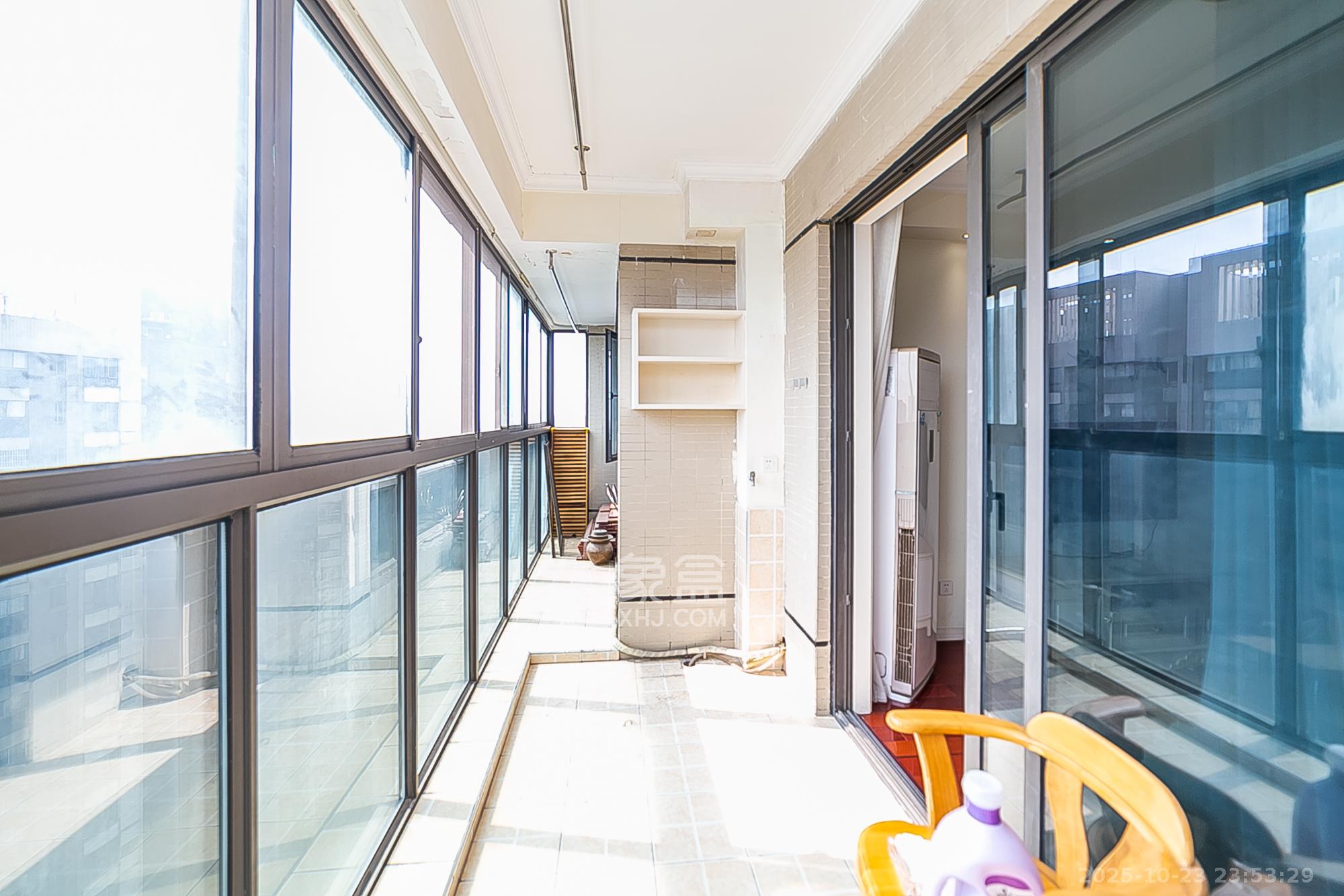 通用时代国际社区  3室2厅2卫    108.0万其他