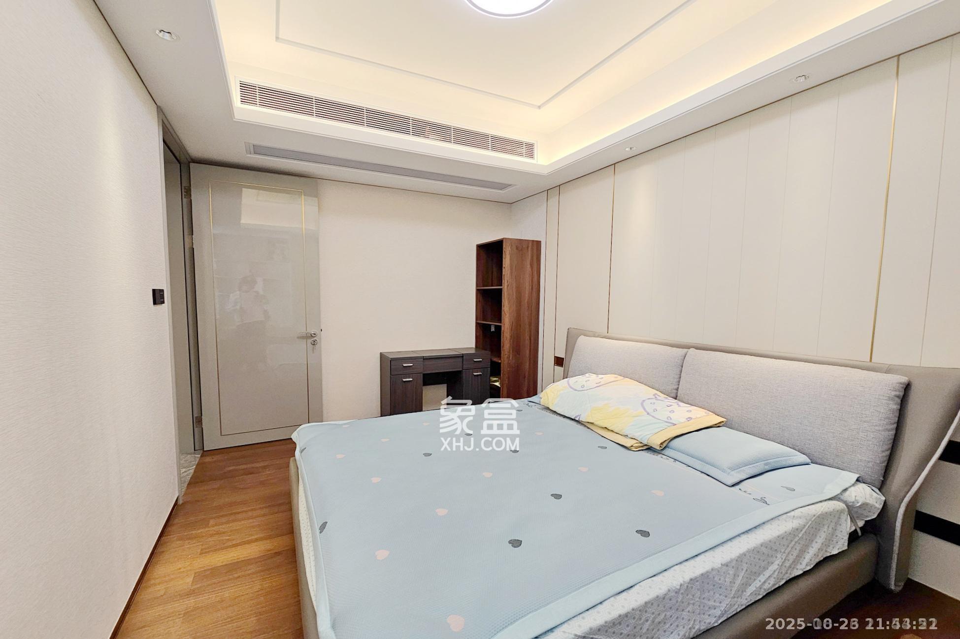 运达滨河广场  3室2厅2卫    10000.0元/月室内图