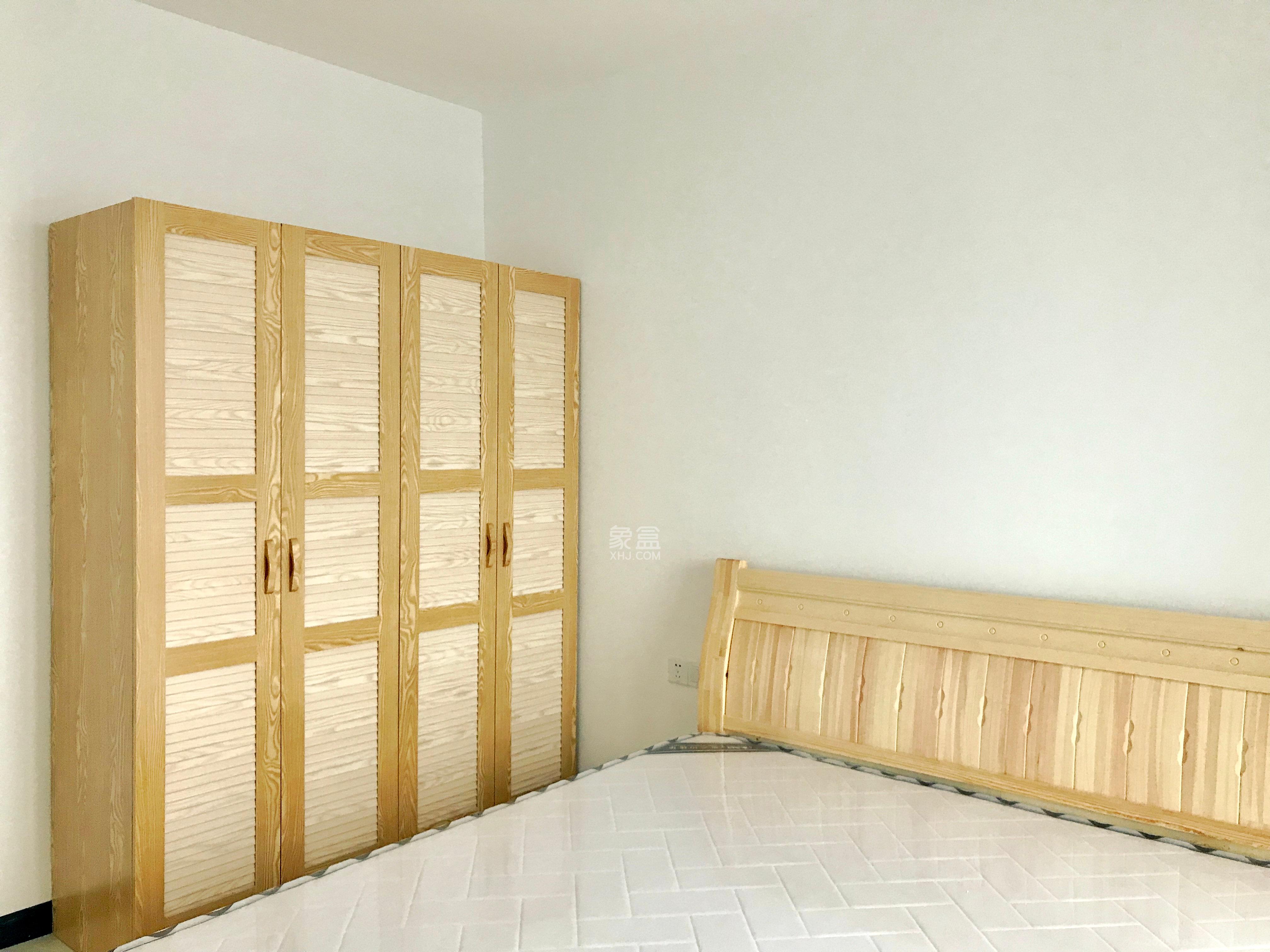 保利西海岸B区  3室2厅1卫    2900.0元/月 保利西海岸B区  3室2厅1卫    2900.0元/月室内图