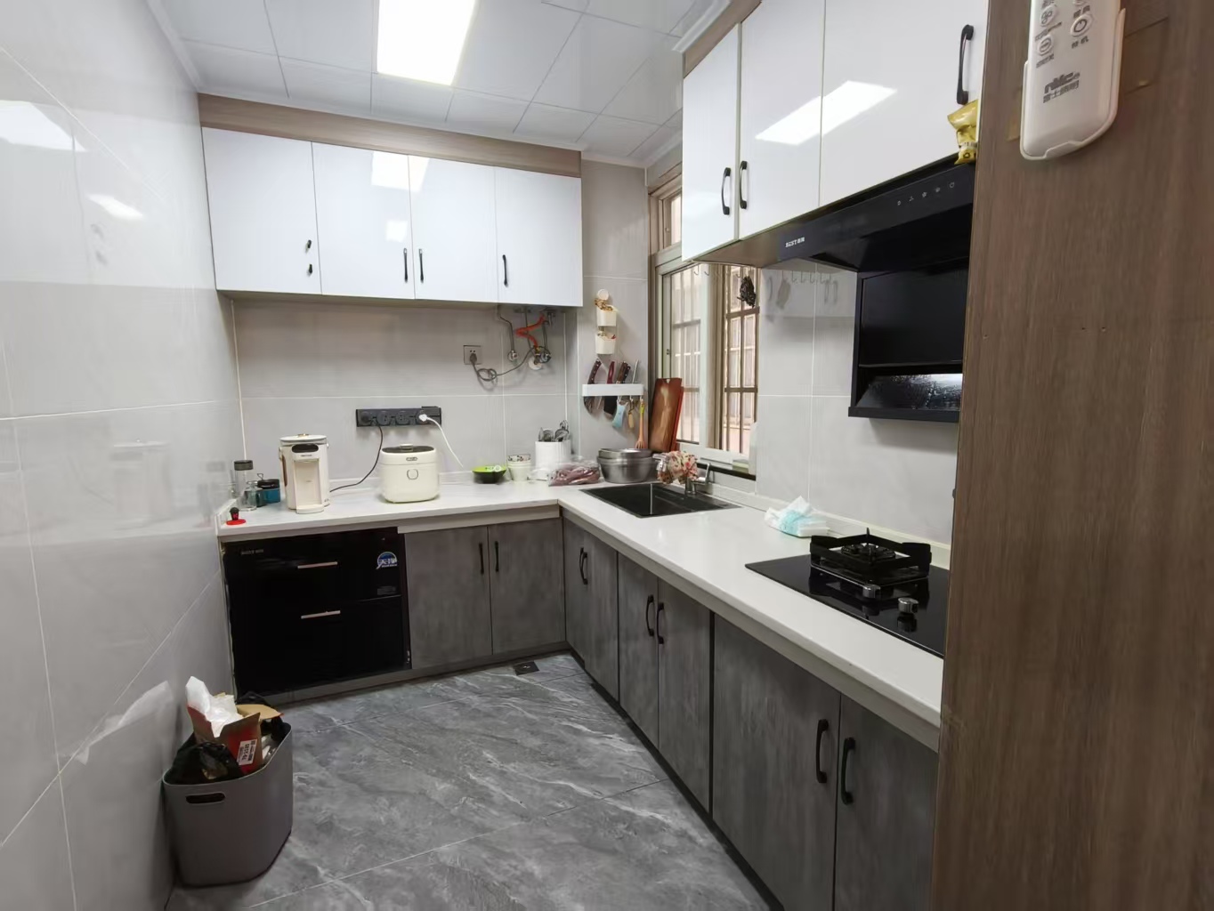 金银广场  2室2厅1卫    115.0万