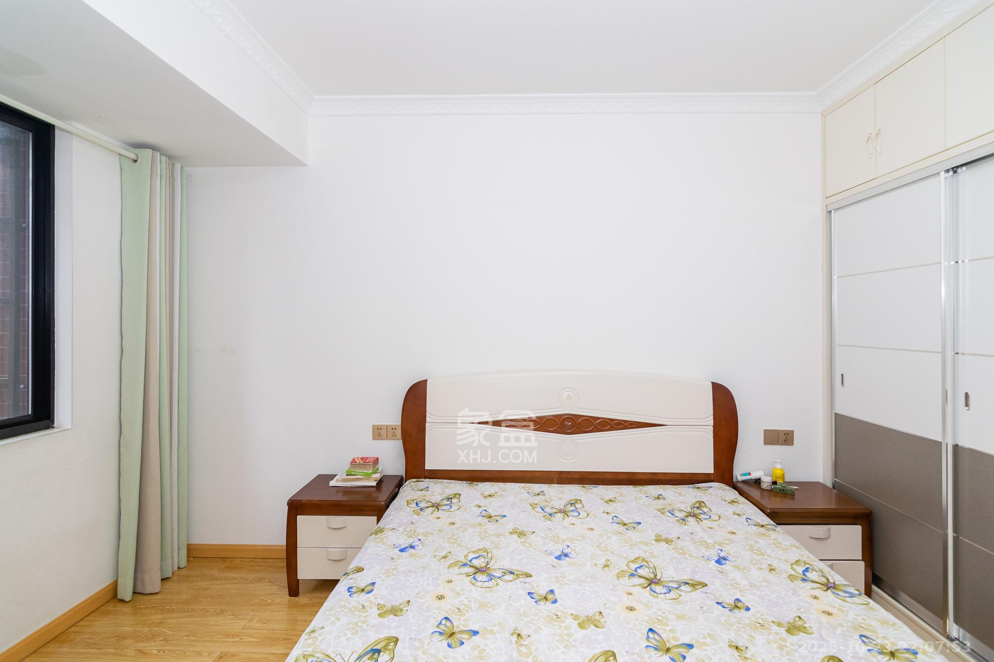 新城国际花都  3室2厅1卫    56.8万卧室