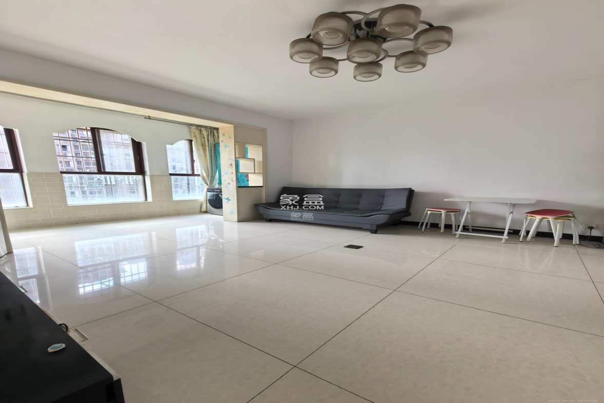 爱琴海岸  2室2厅1卫    1600.0元/月 爱琴海岸  2室2厅1卫    1600.0元/月室内图