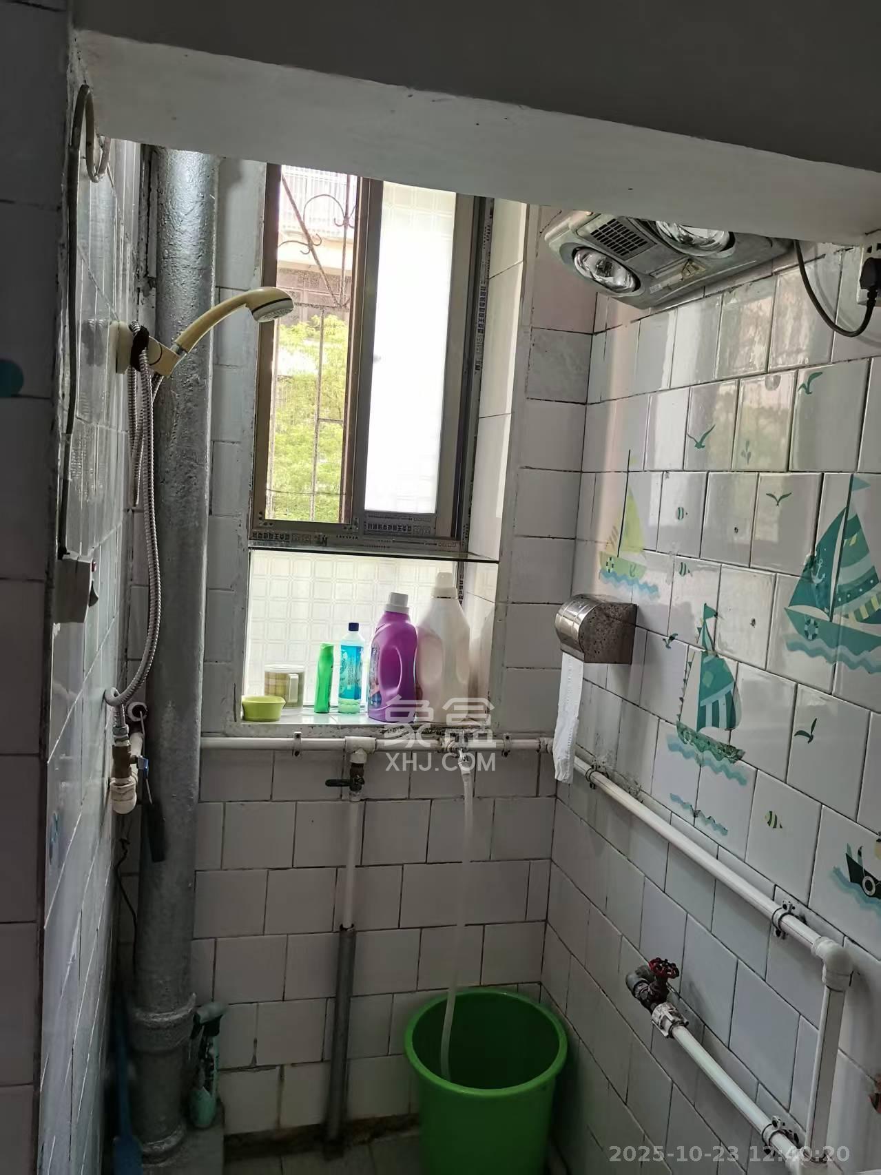 桔园小区1-8片  2室1厅1卫    1700.0元/月室内图