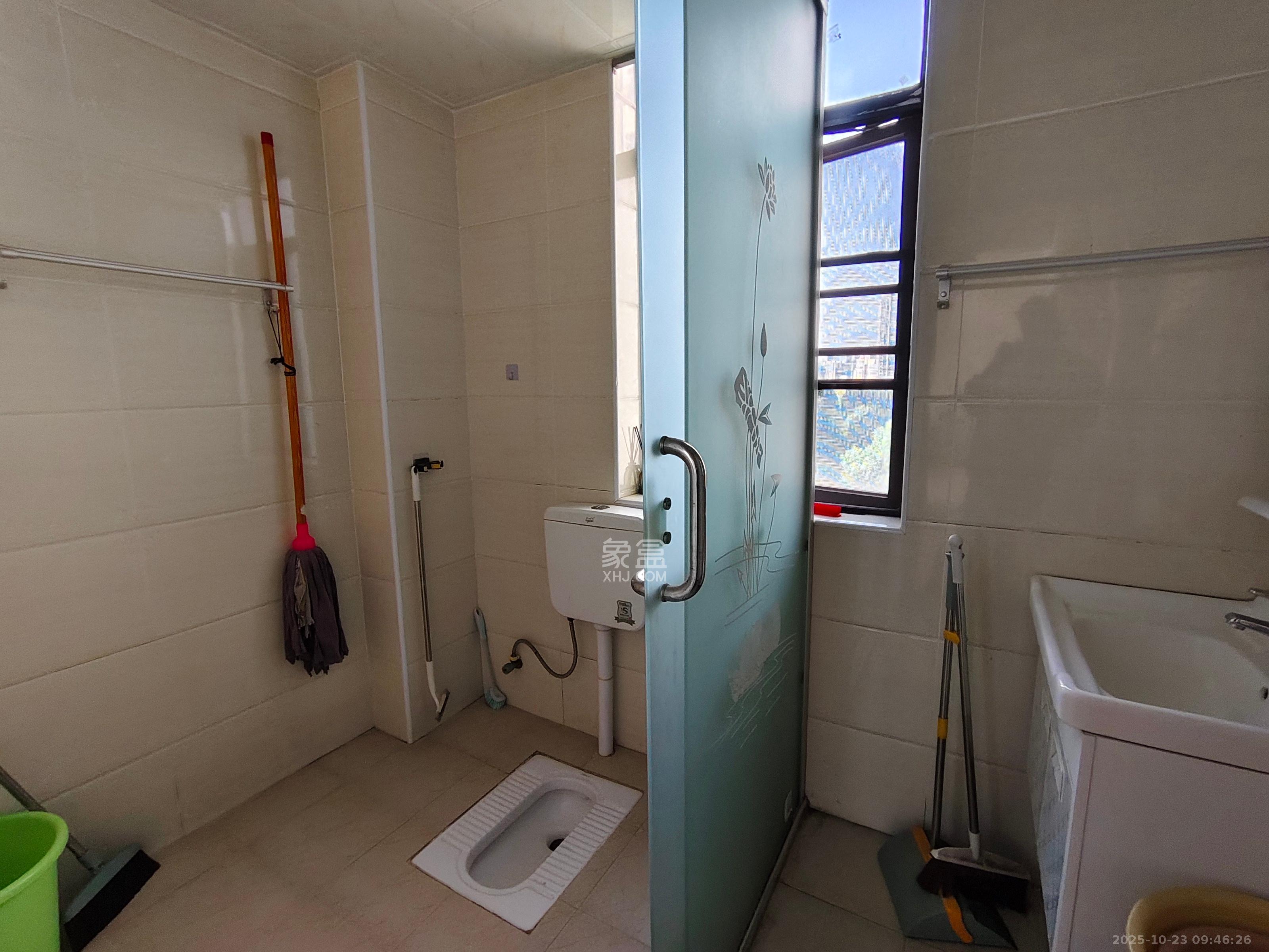 辉煌国际城二期 2室2厅1卫 1800.0元/月 辉煌国际城二期 2室2厅1卫 1800.0元/月室内图