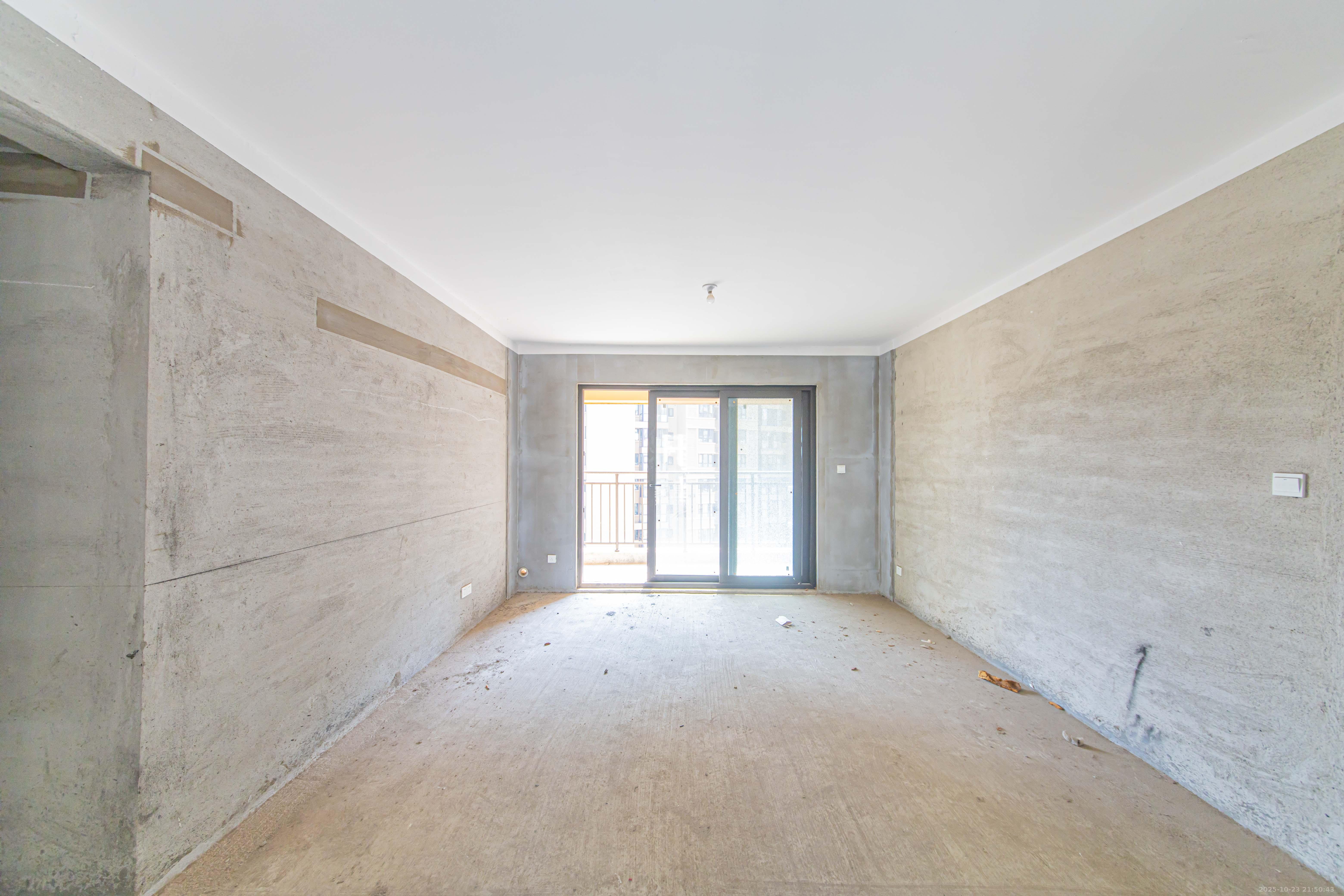 北辰中央公园C区  4室2厅2卫    133.0万室内图1