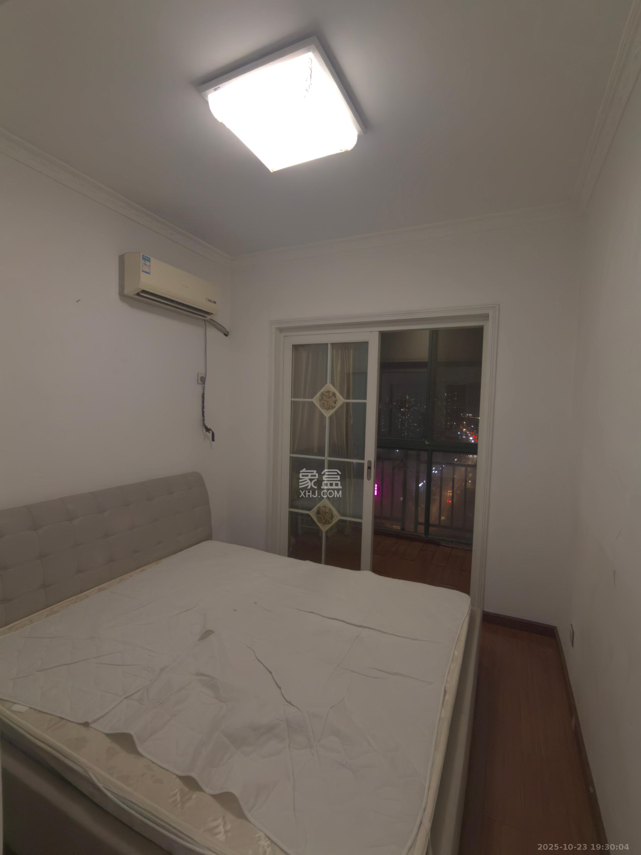 瑞凯景城苑（一、二期）  1室0厅0卫    1600.0元/月室内图