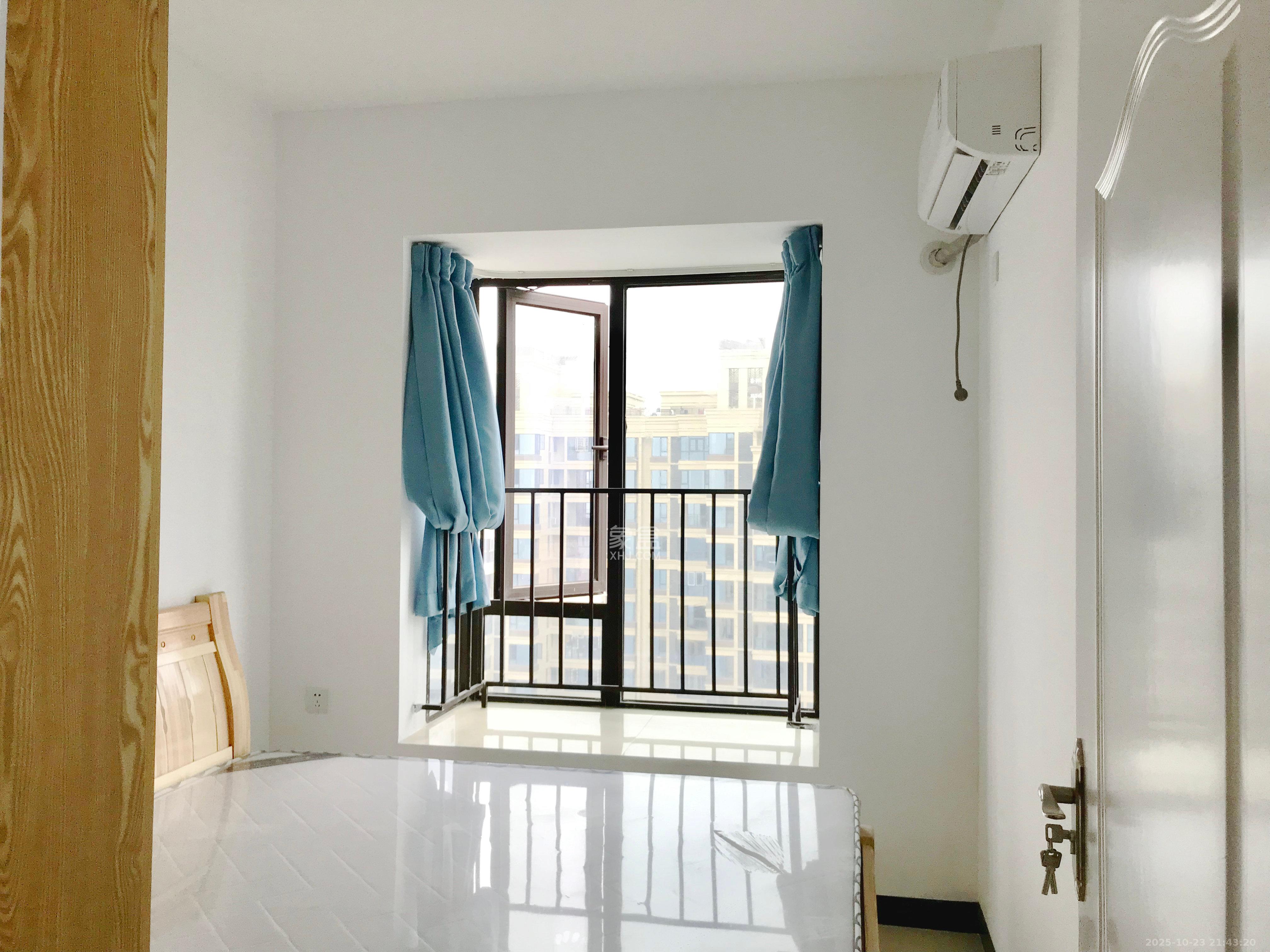 保利西海岸B区  3室2厅1卫    2900.0元/月室内图