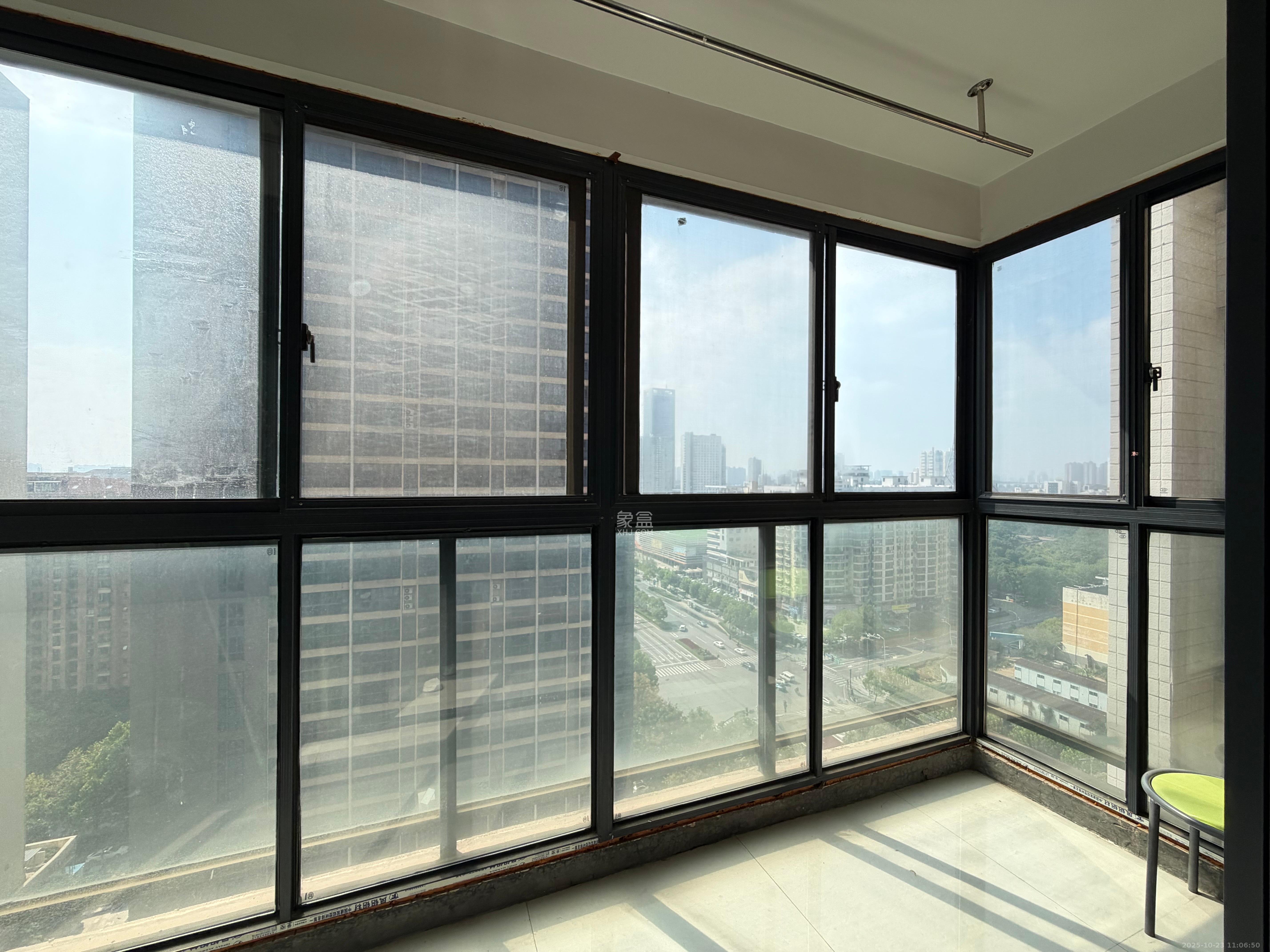 蓝山郡  1室1厅1卫    1200.0元/月 蓝山郡  1室1厅1卫    1200.0元/月室内图