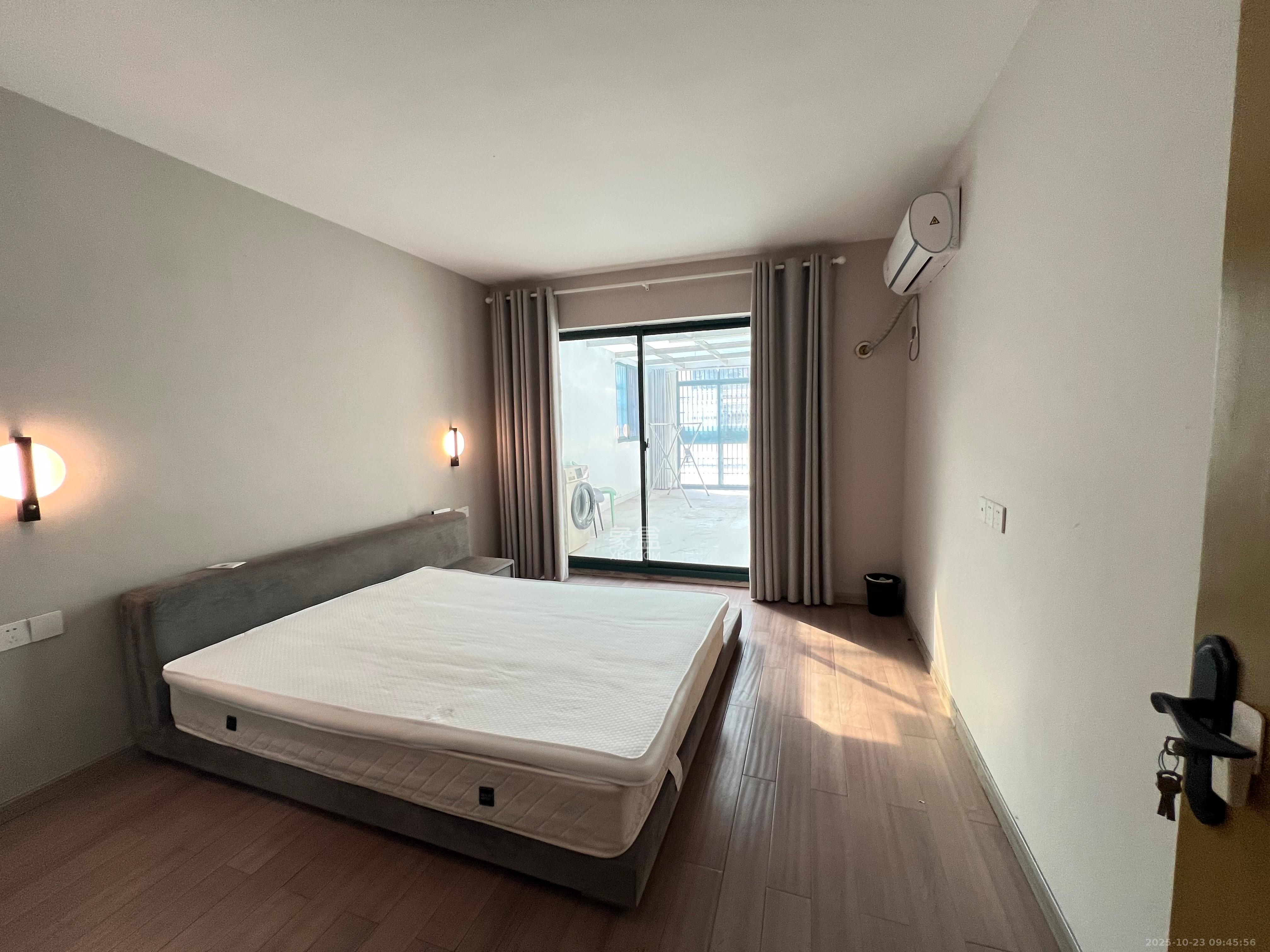 东玺门  3室2厅2卫    2900.0元/月室内图
