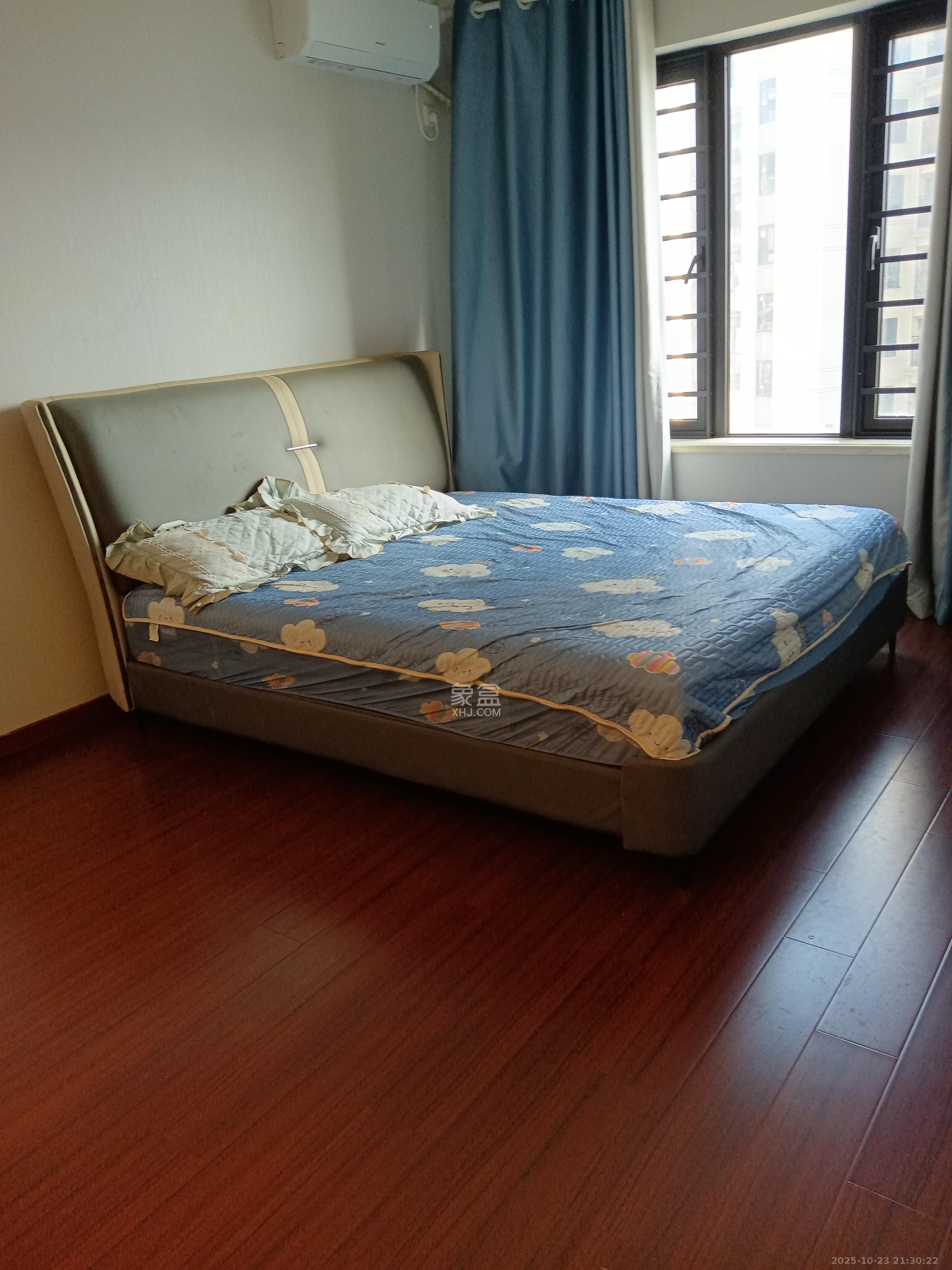 中海珑悦府  3室1厅2卫    2400.0元/月室内图