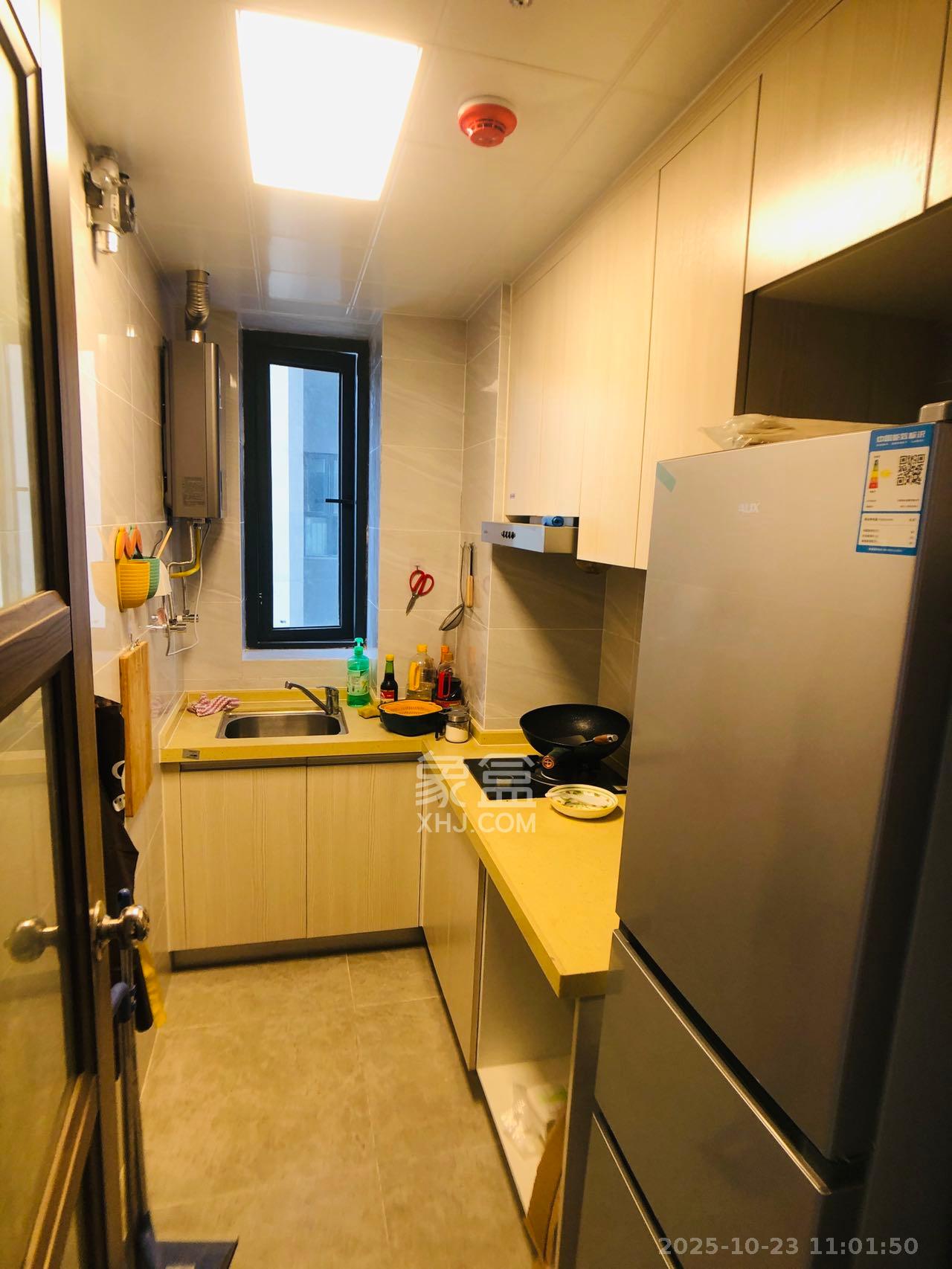 新长海漓湘悦  2室1厅1卫    1800.0元/月室内图