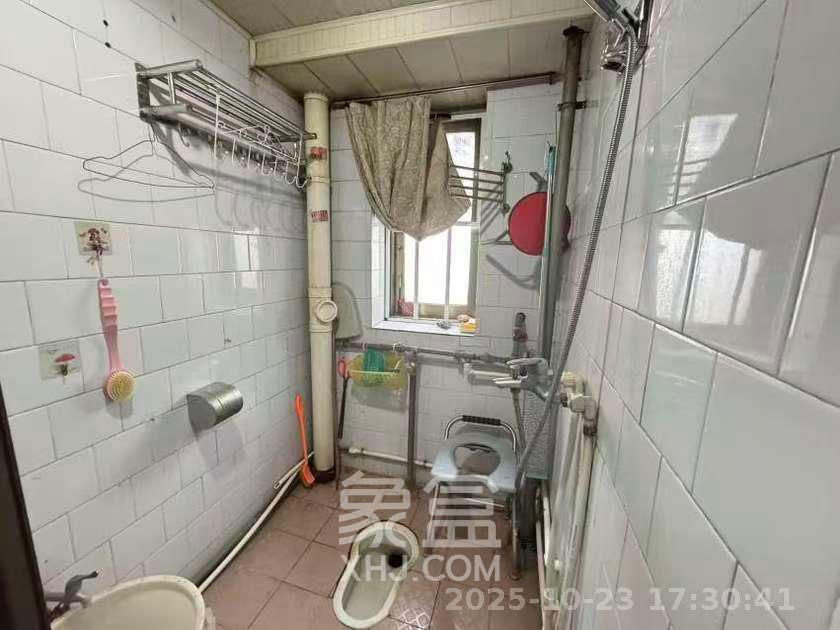 正圆小区（树木岭）  2室1厅1卫    1300.0元/月室内图