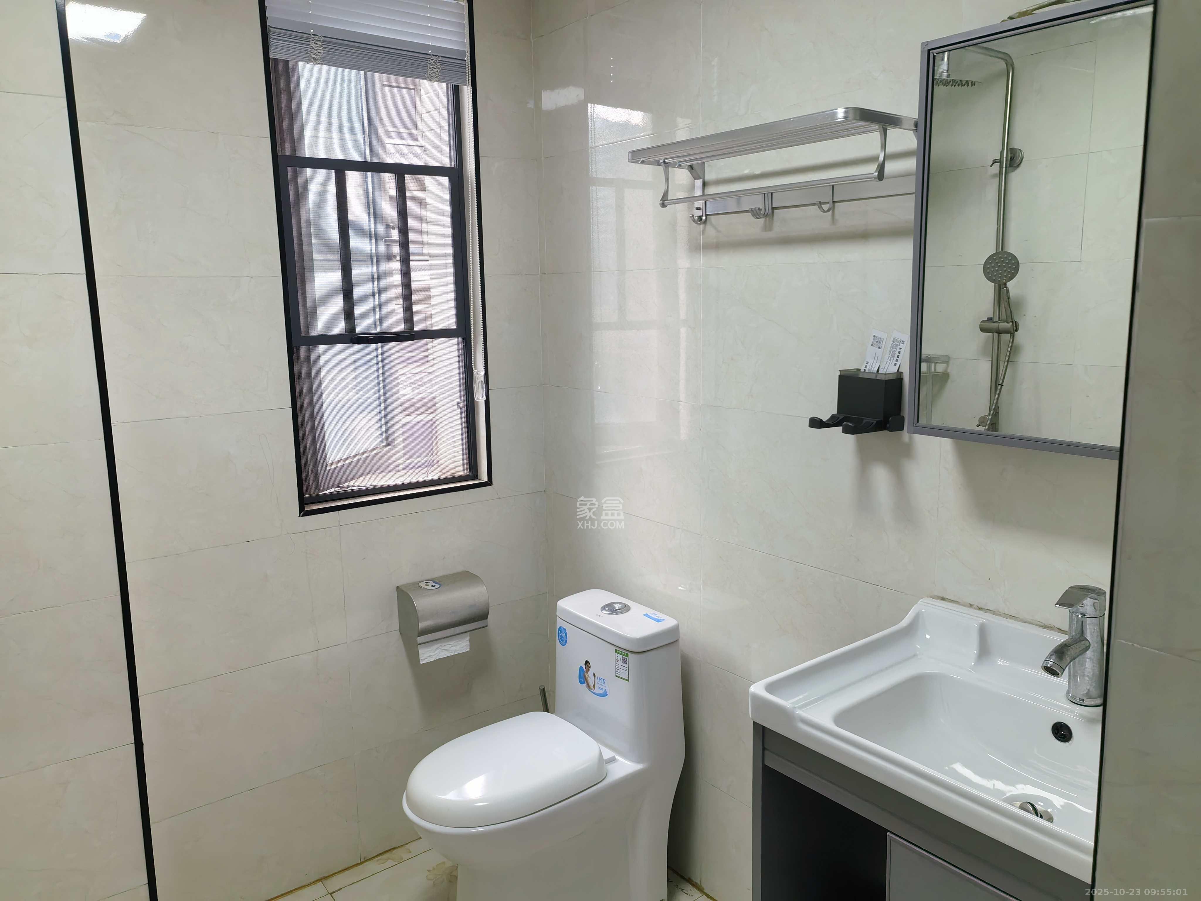 保利天禧D区  1室0厅0卫    3500.0元/月室内图