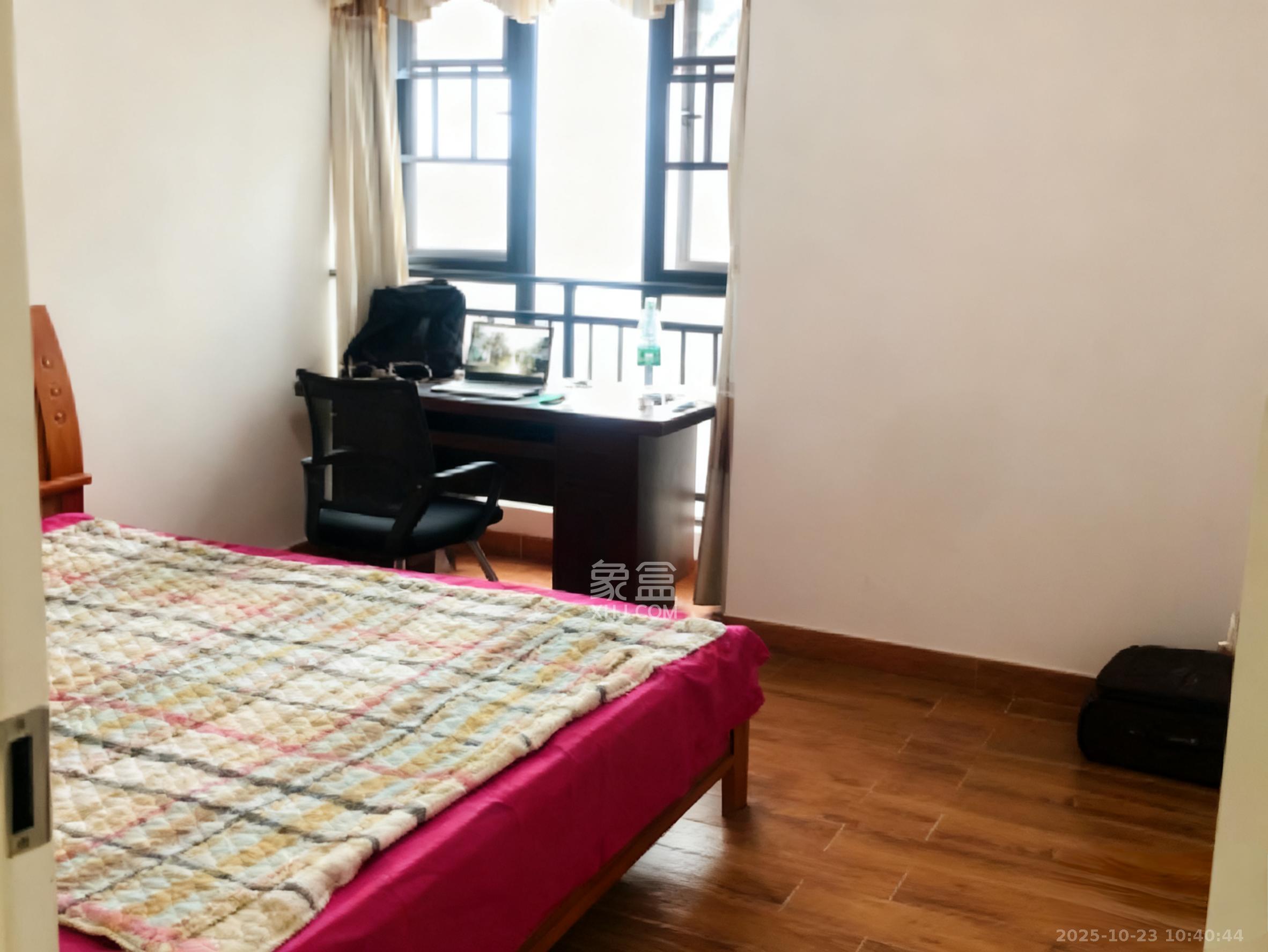 湘域熙岸  3室1厅1卫    2600.0元/月室内图